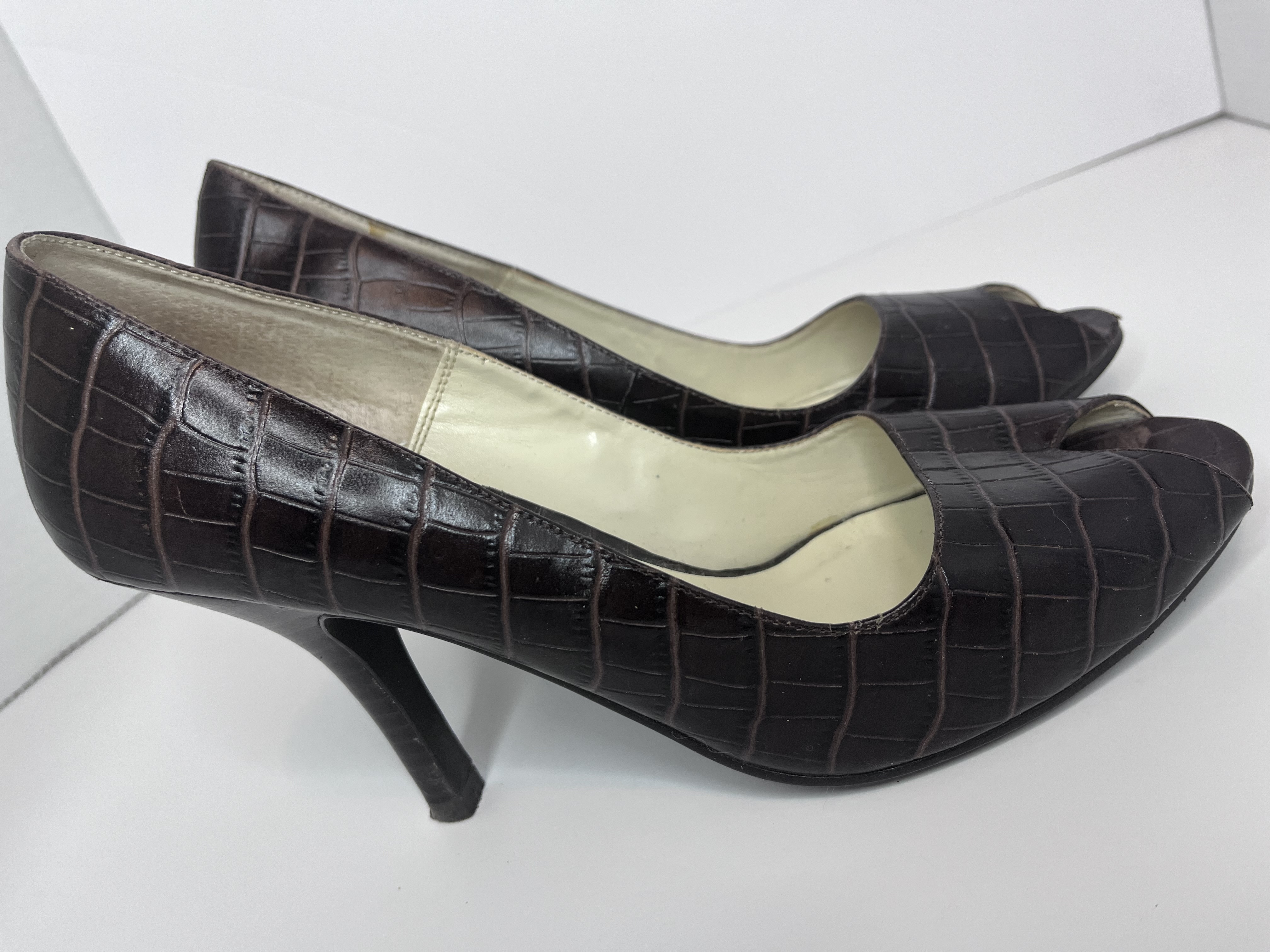 Brown Crocodile Styled Peep Toe heels  (9M)