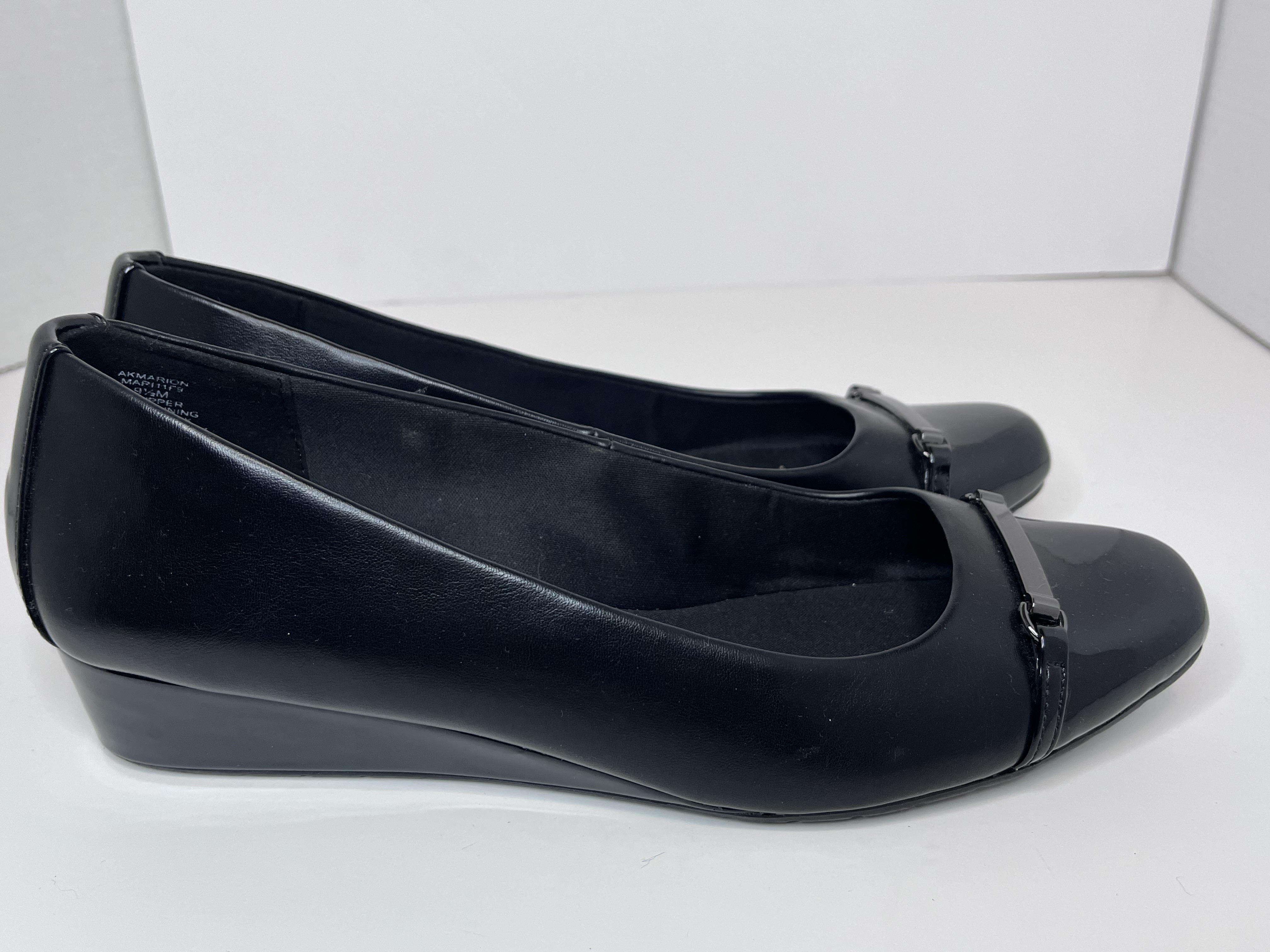 Black Flats (size 9.5) (SOLD)