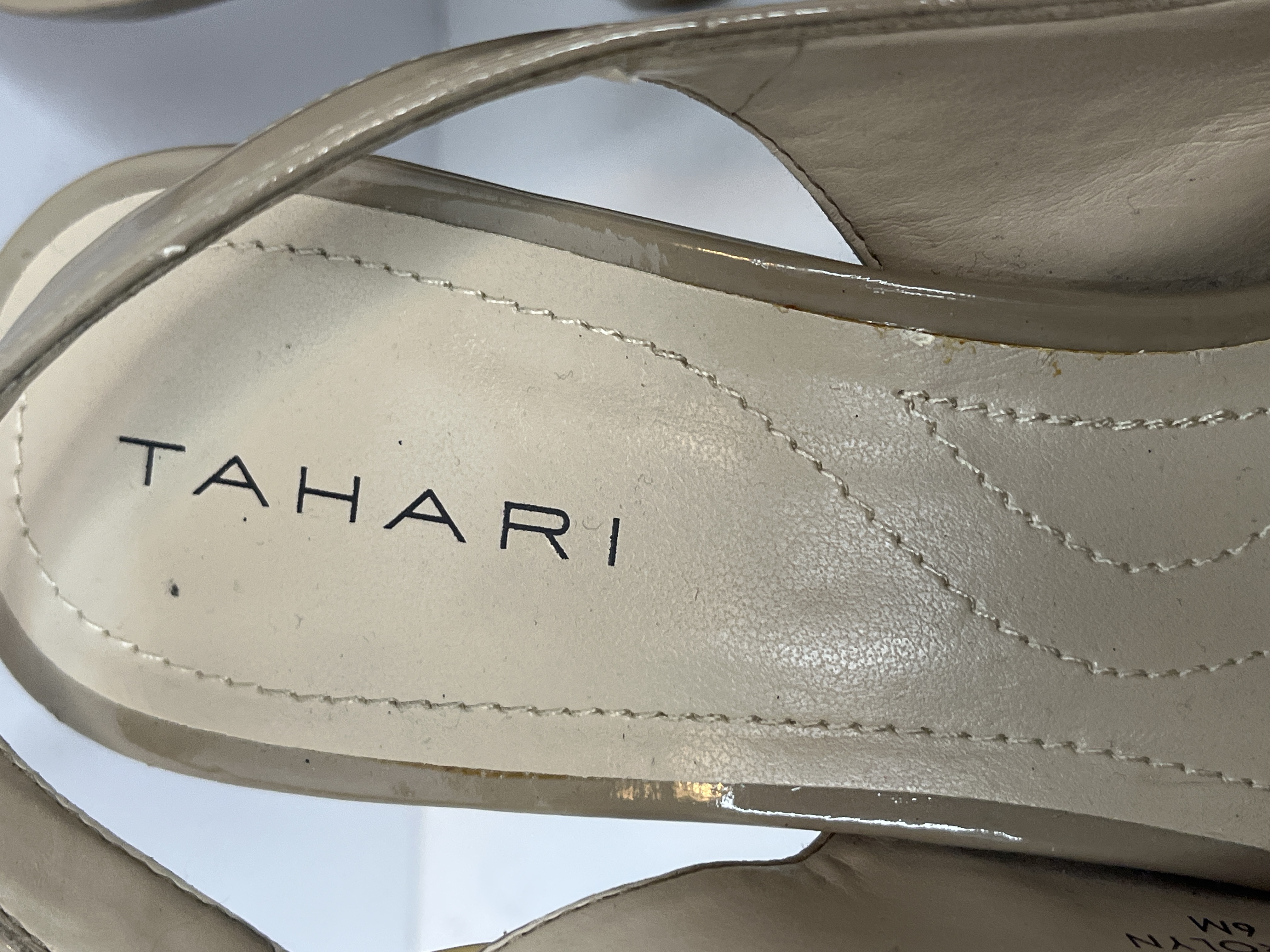 Tahari- Women's Patent Leather Slingback Shoes