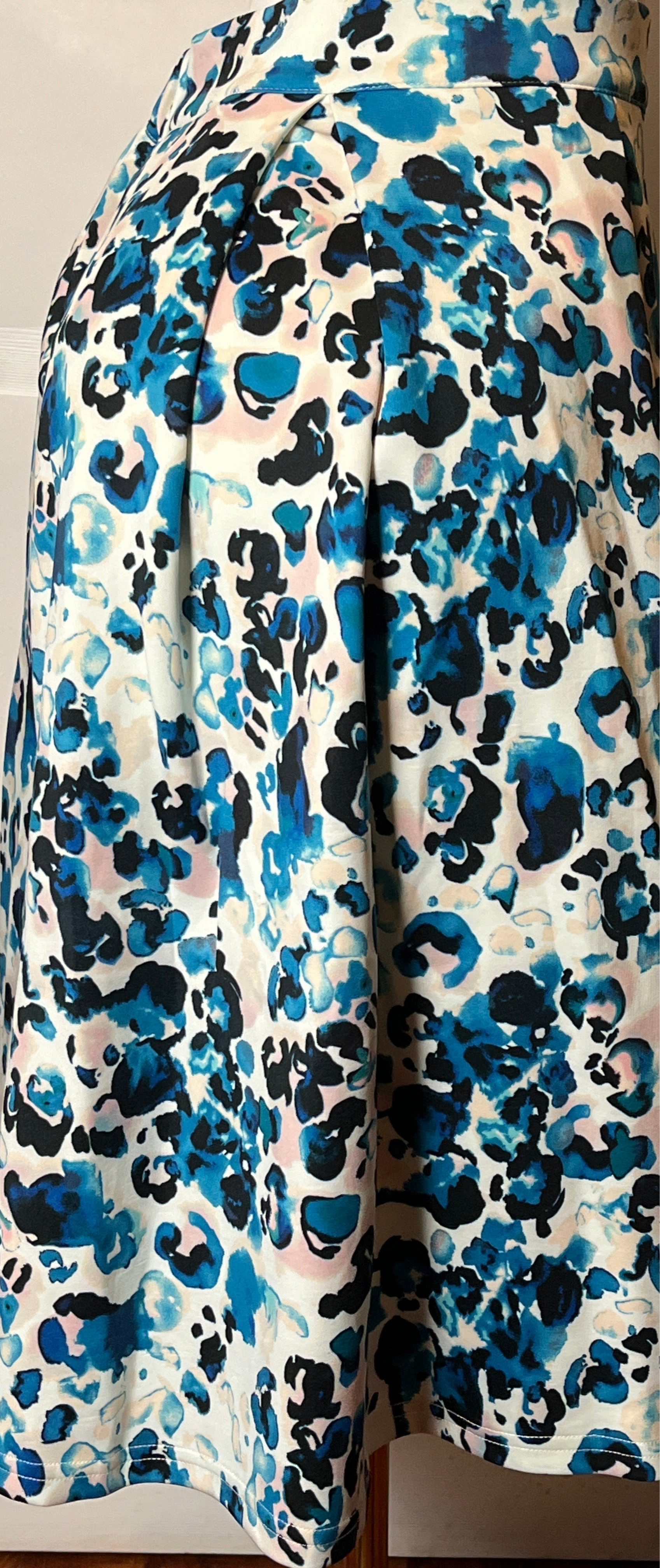 Fashion to Figure - Blue and White Patterned Skirt