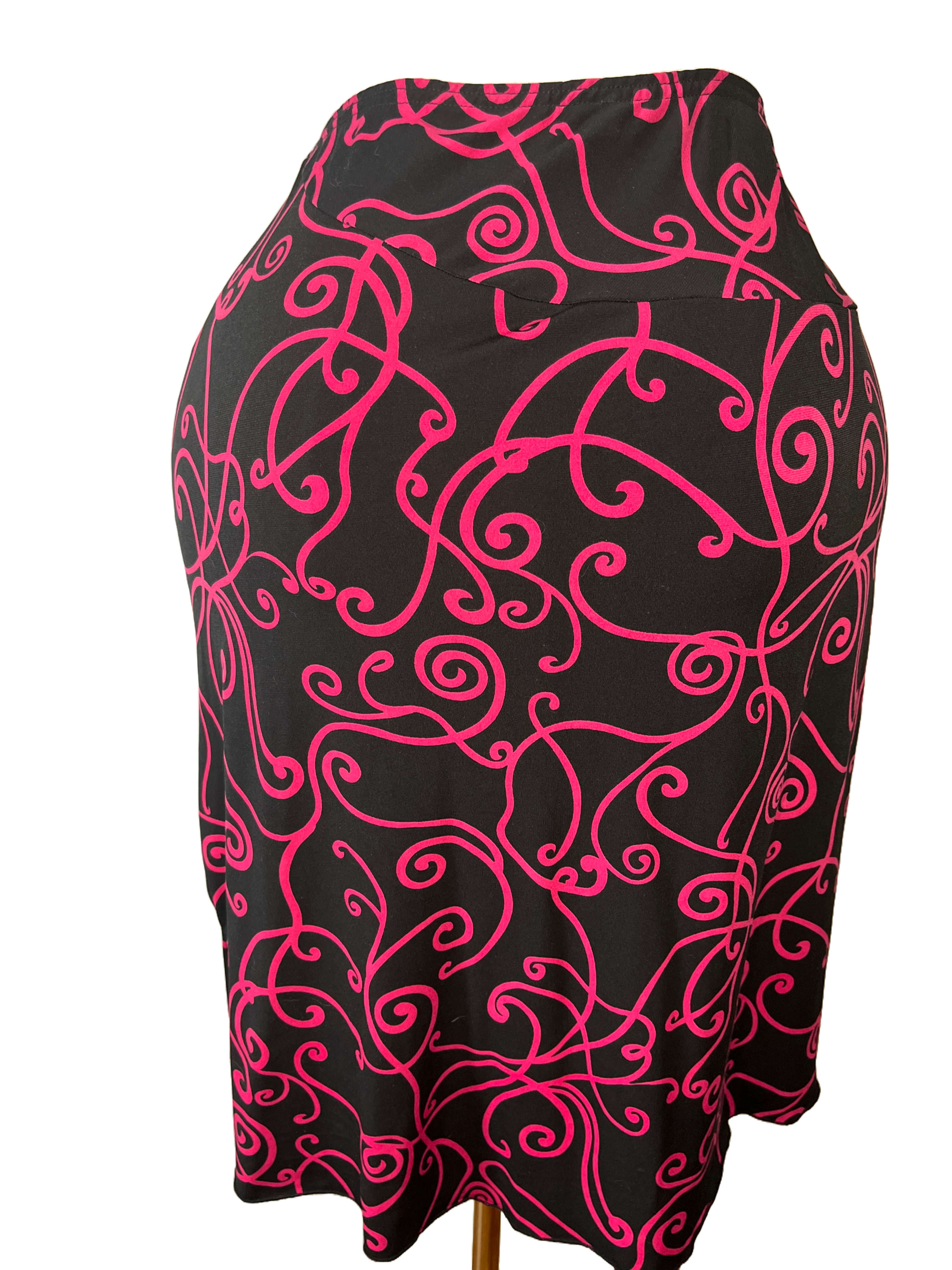 Susan Lawrence Floral Patterned Skirt (2x)