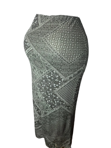 No Boundaries -Traditional Patterned Skirt (size small)