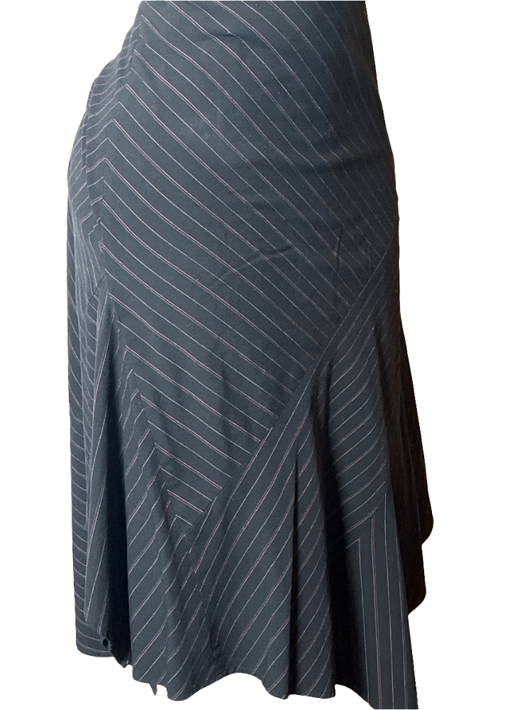  Elegant Striped Skirt (size 22)
