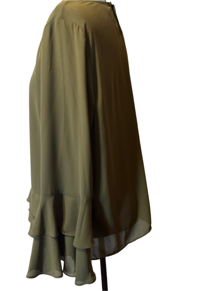 Worthington -Elegant Ruffled Blouse (size 2x)