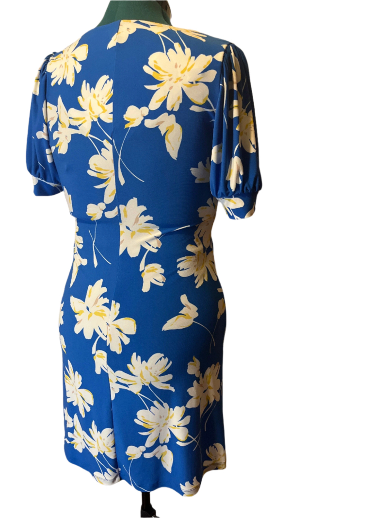 Tommy Hilfiger-Floral Print Dress size 4)