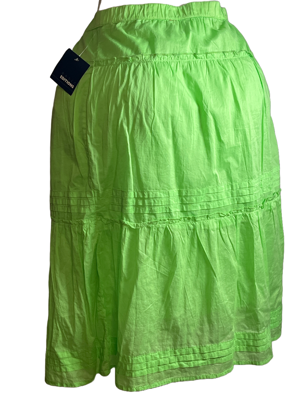 New With TAG- Green Bohemian Skirt(size L)
