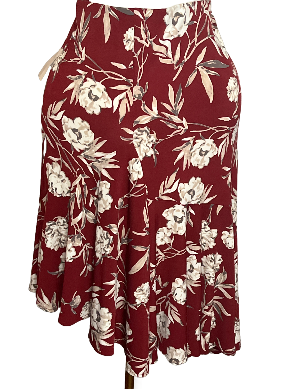 New With Tag-Simply Emma - Chic and stylish Floral Midi Skirt (size 2X)