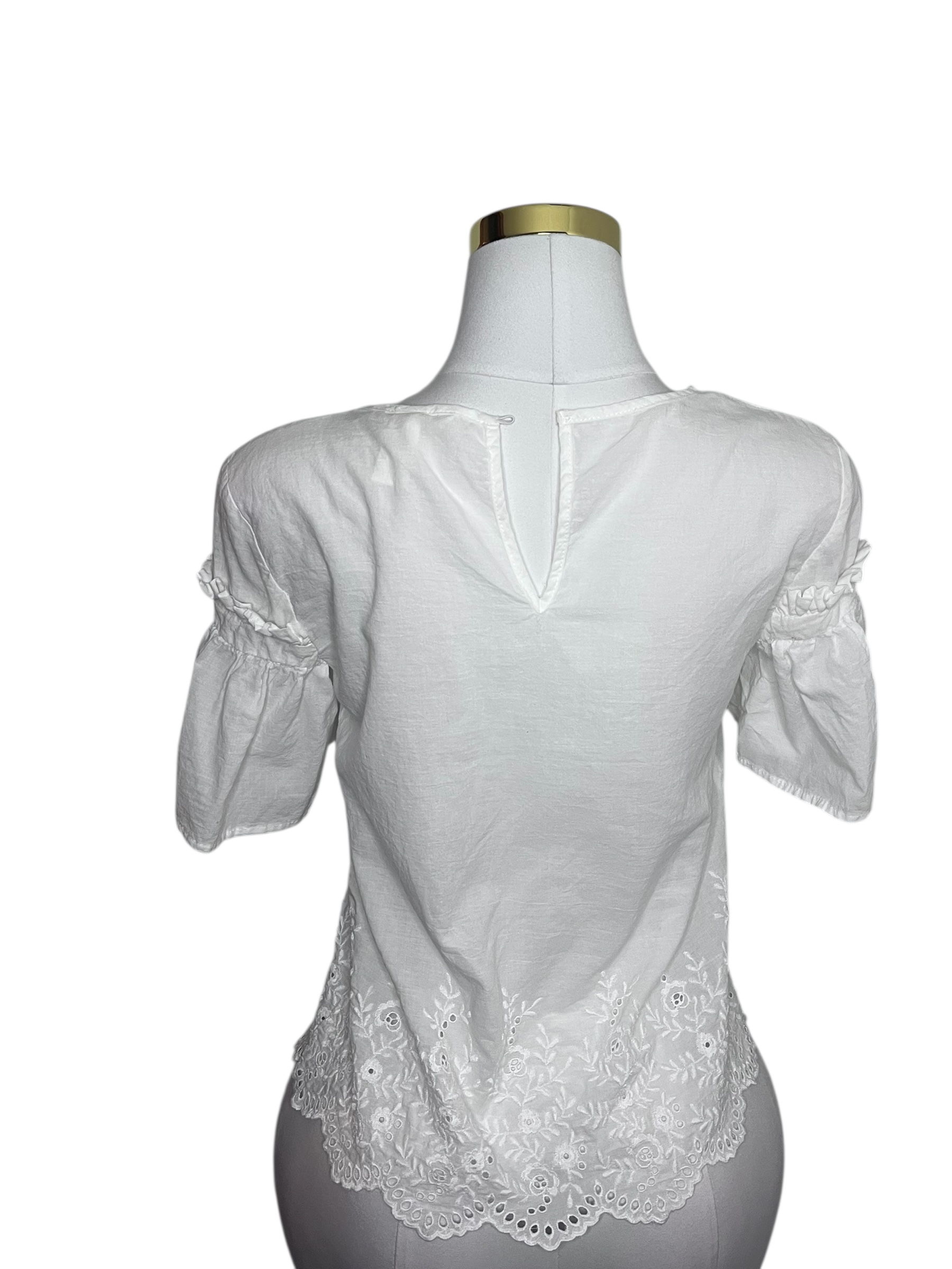 Lace Hem White Blouse (Petite Small) – Chic Casual Dressy Top