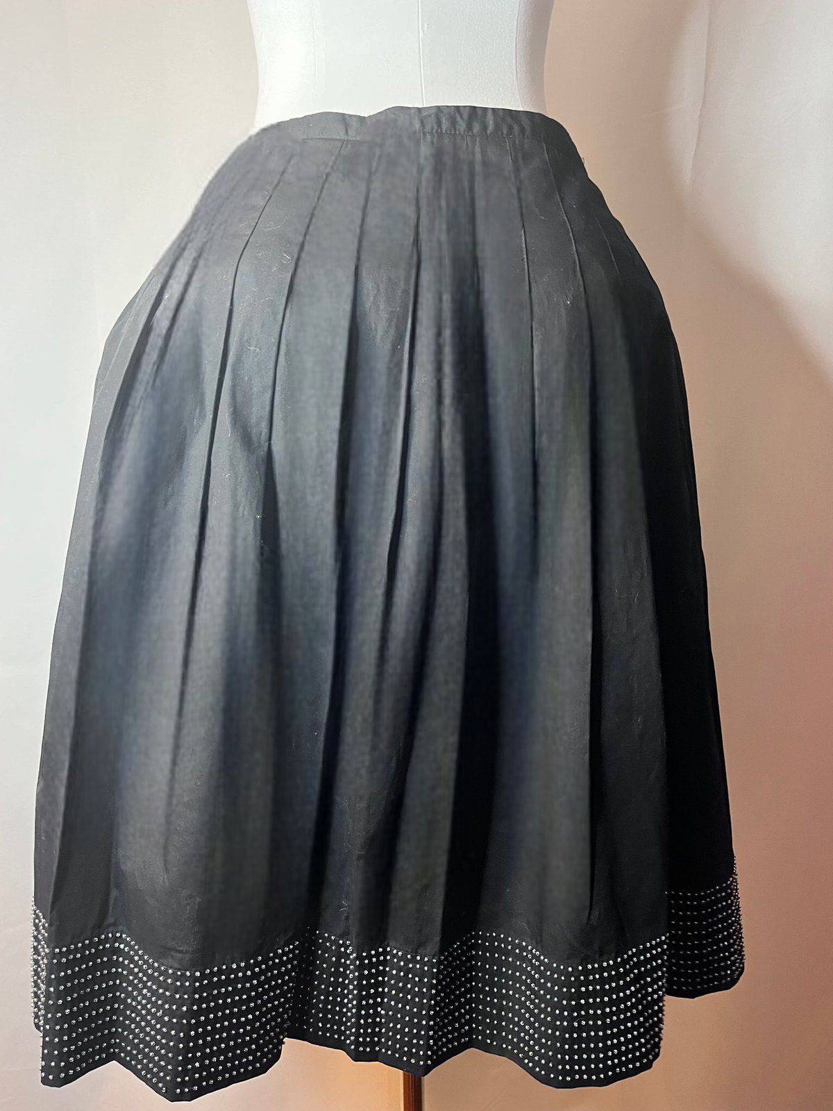 Black Skirt circled styled plus size skirt (size 16)