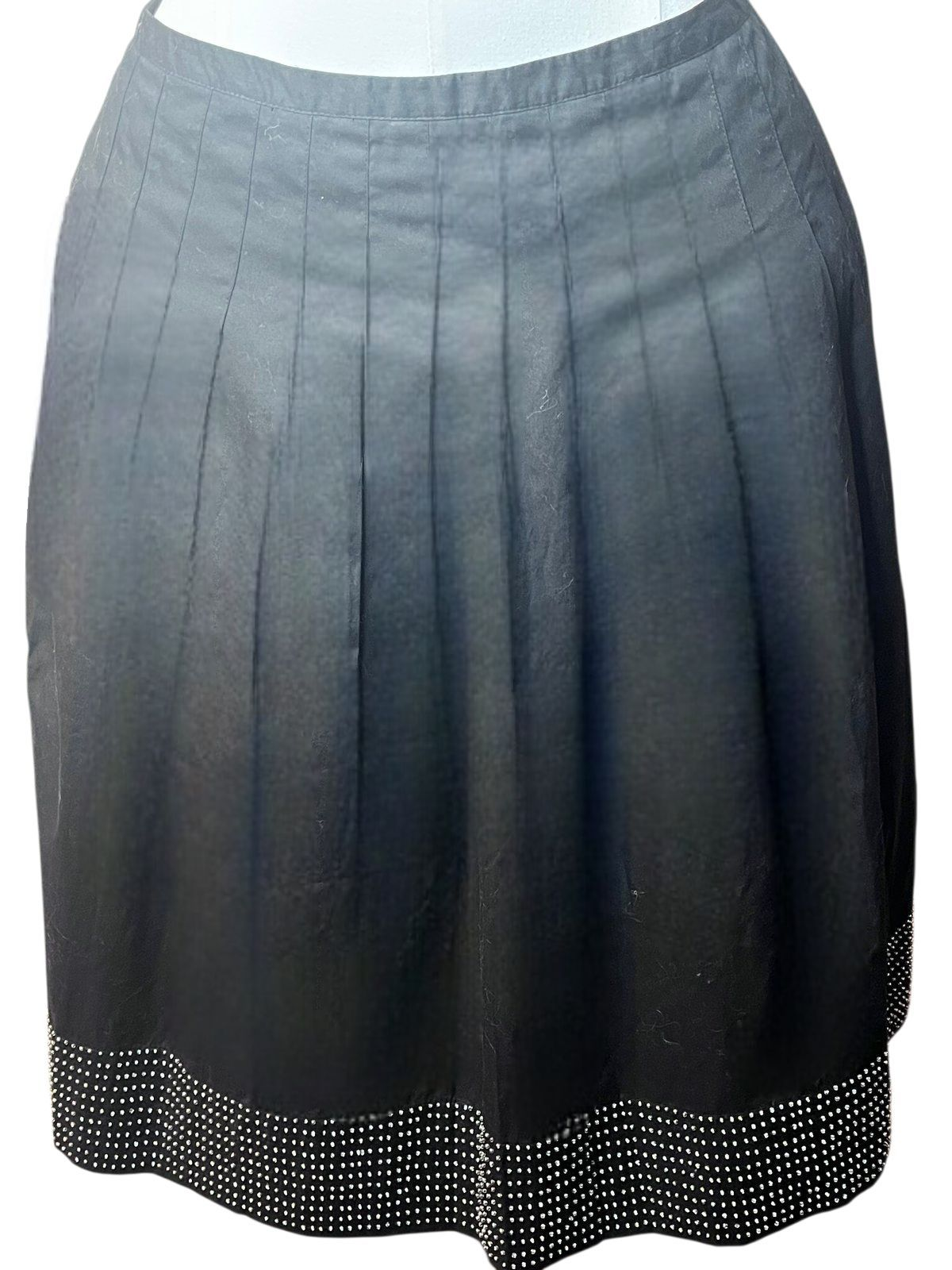 Black Skirt circled styled plus size skirt (size 16)