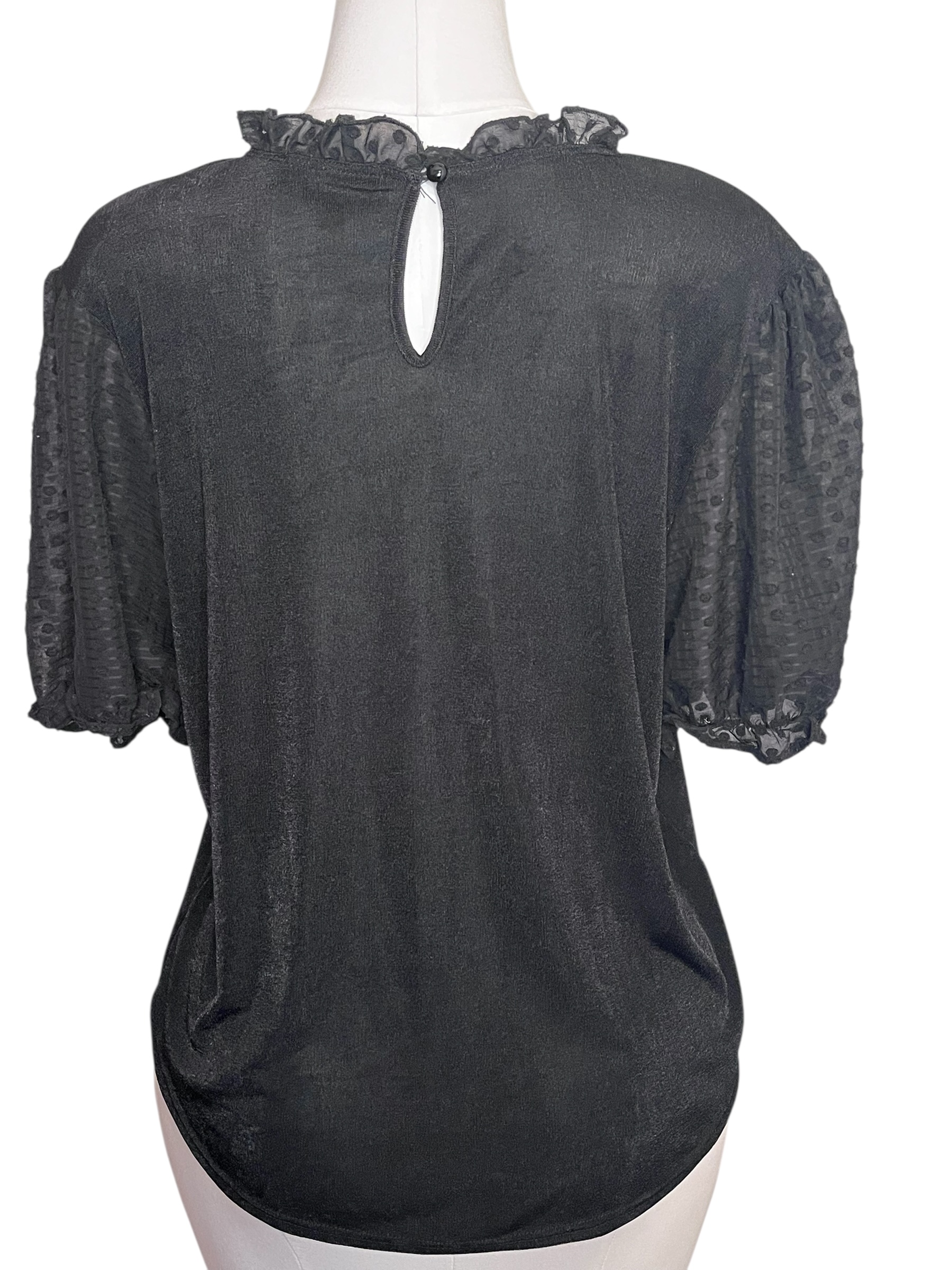 Plus Size Black Puff Sleeve Shirt – Stylish Women’s Fashion Top (2X)