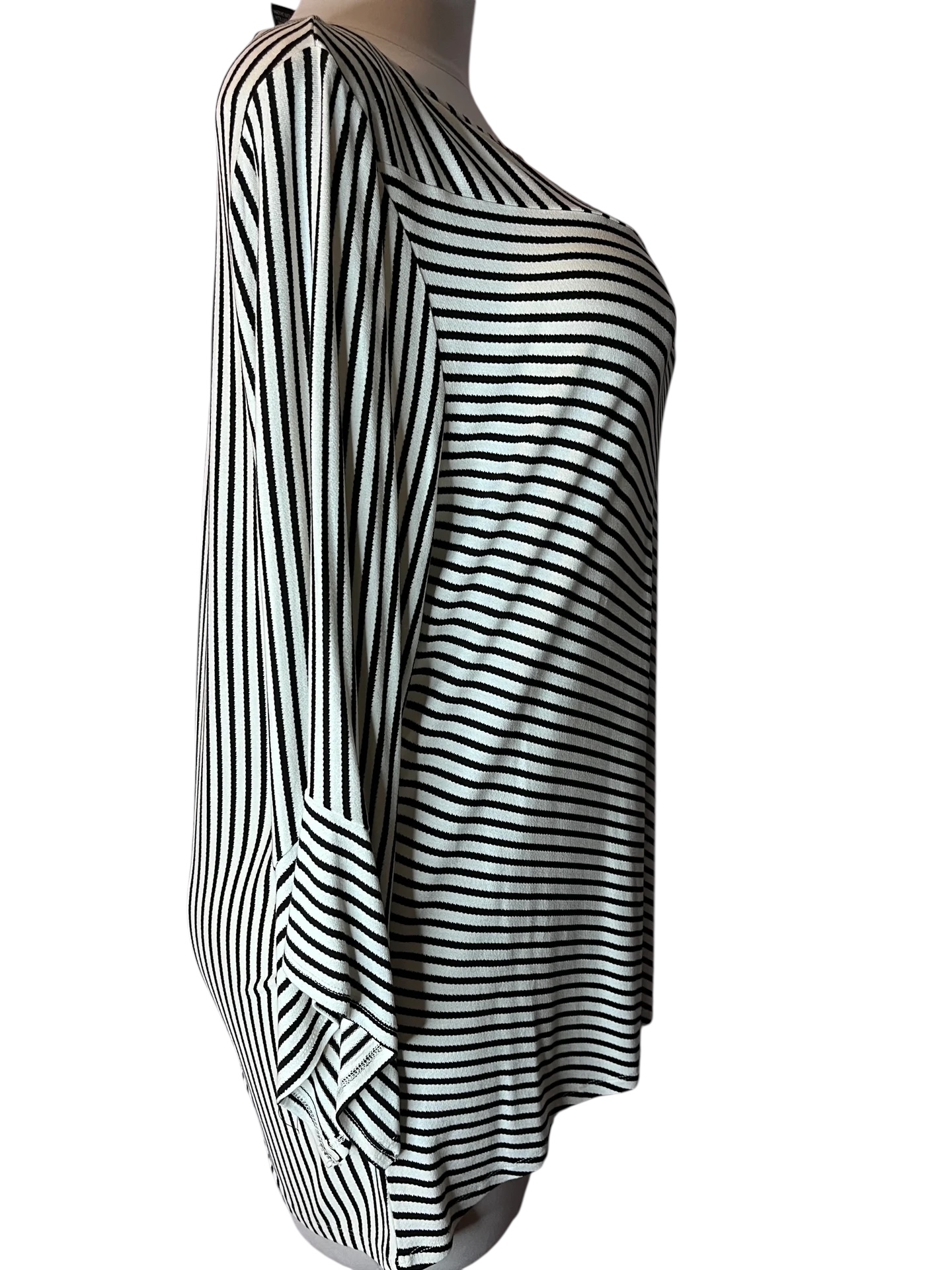 Grace -Striped Long Sleeves Shirt (XL)