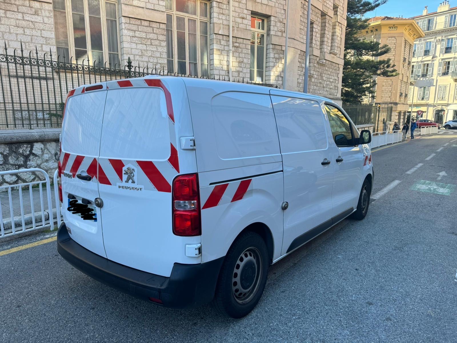 Peugeot Expert 120ch 1er main