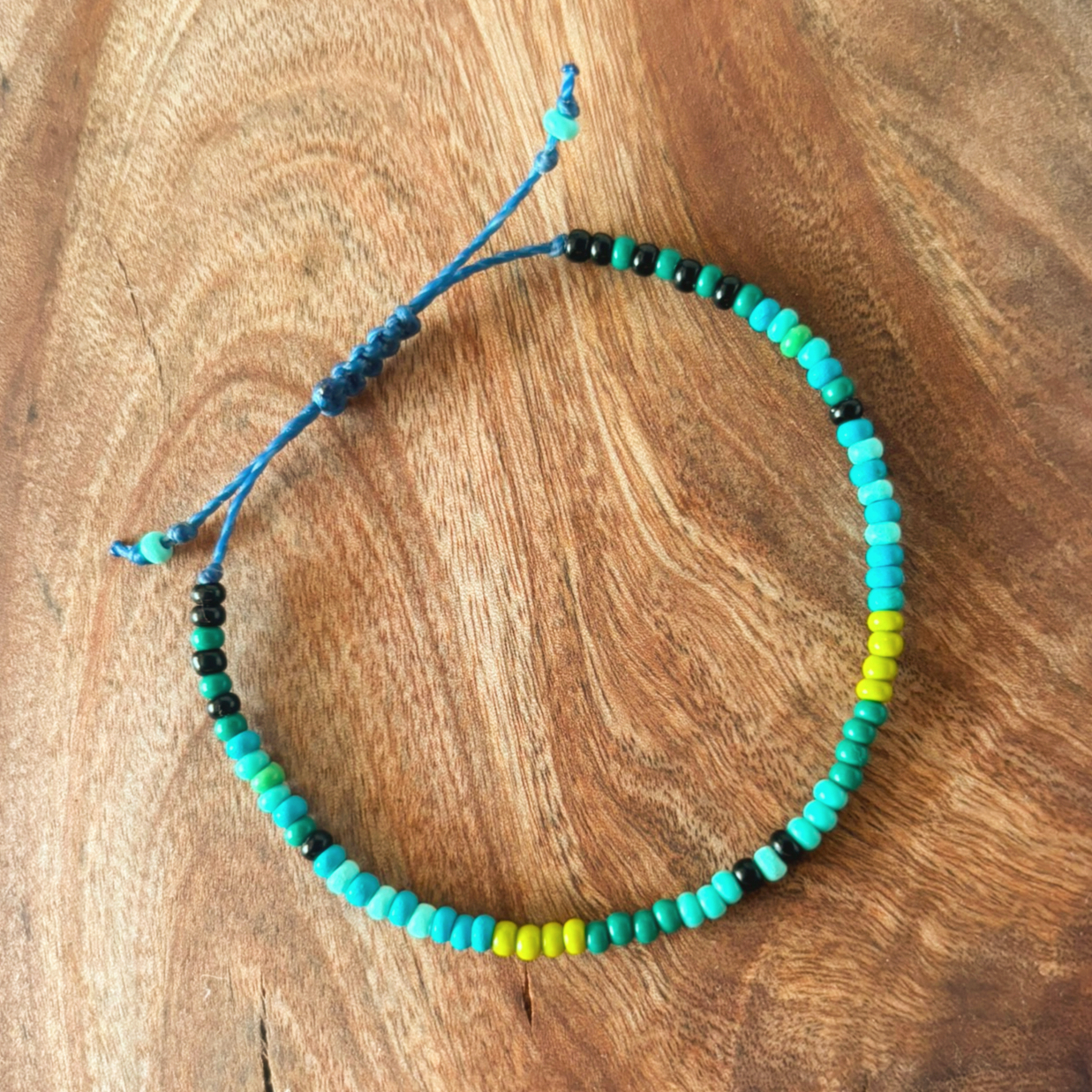 Vibin' Color Adjustable Bracelet