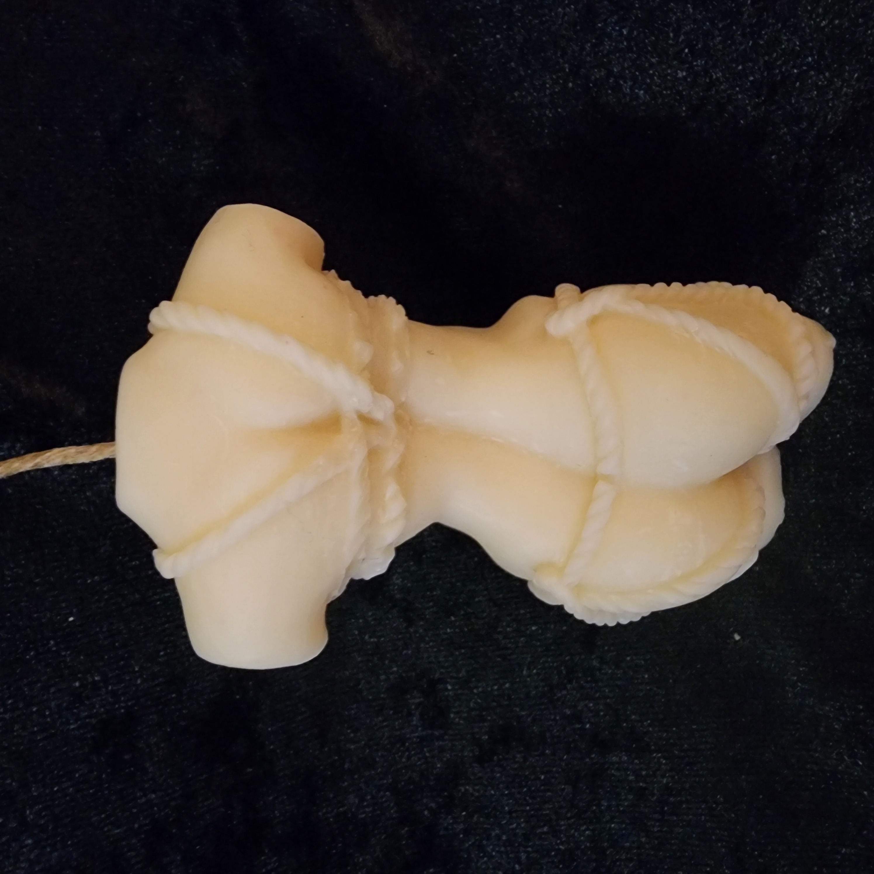 Voluptuous & Tied Up Candle