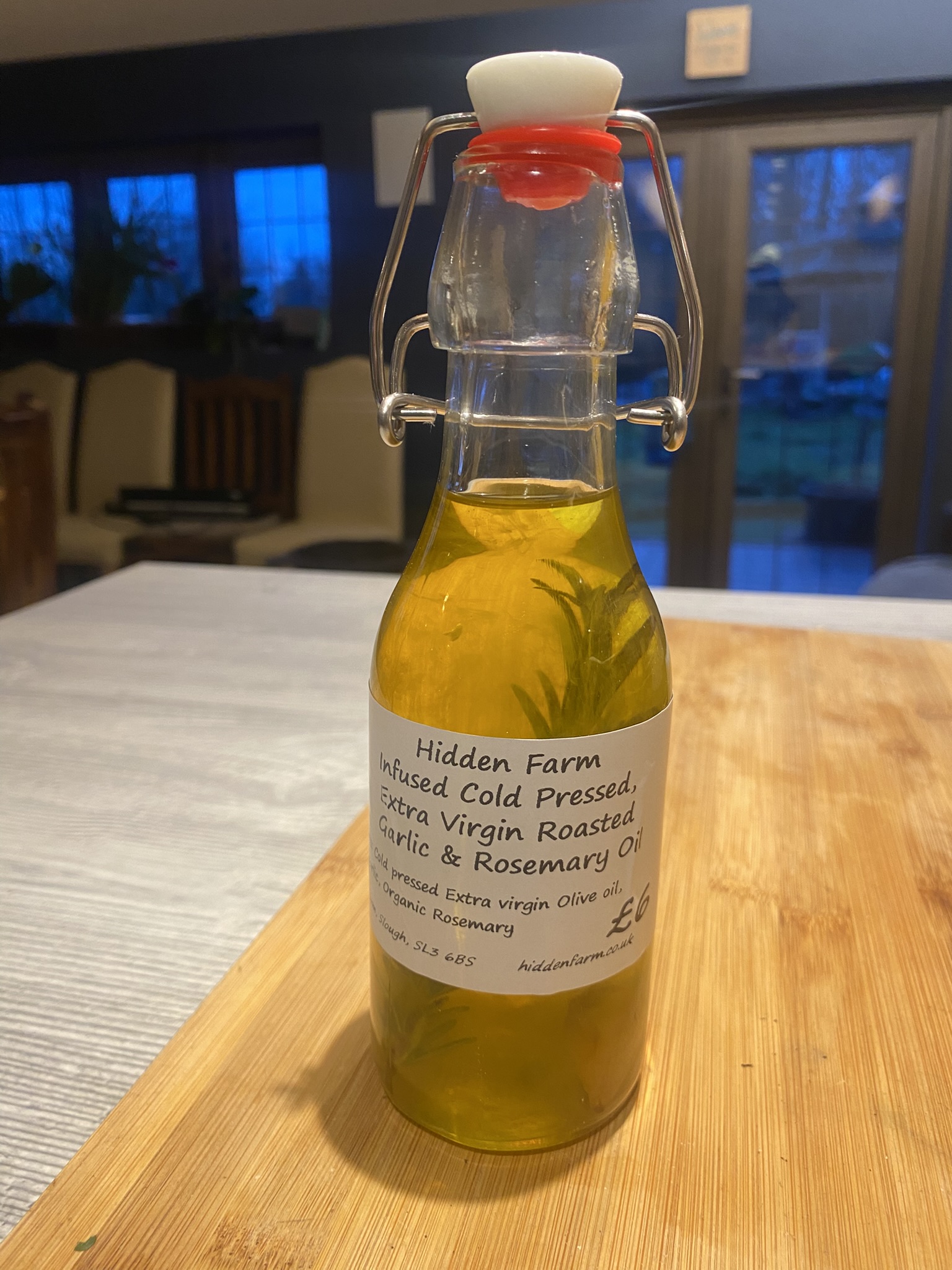 Roasted Garlic & Rosemary infused Extra Virgin Olive Oil