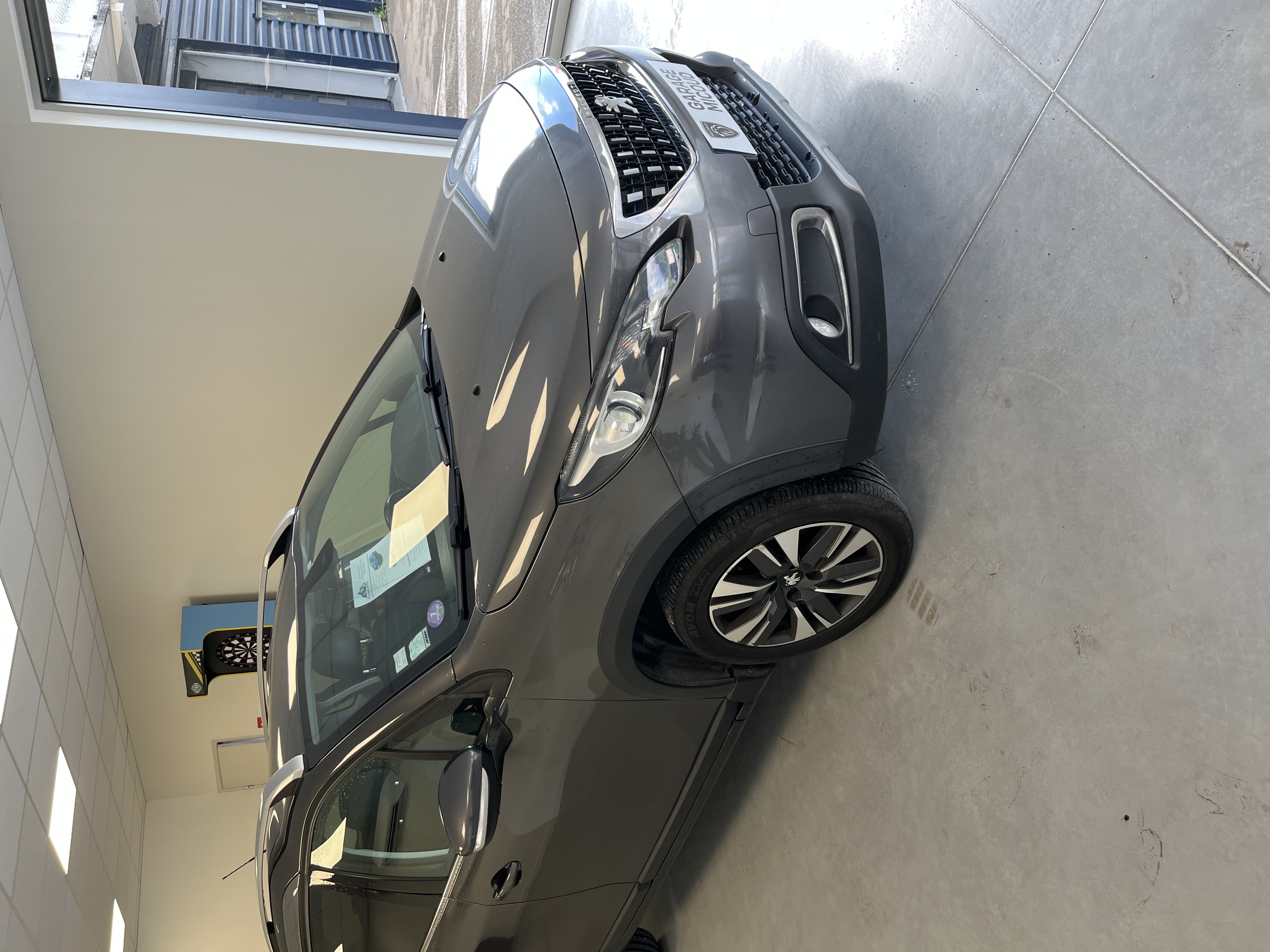 PEUGEOT 2008 ESSENCE