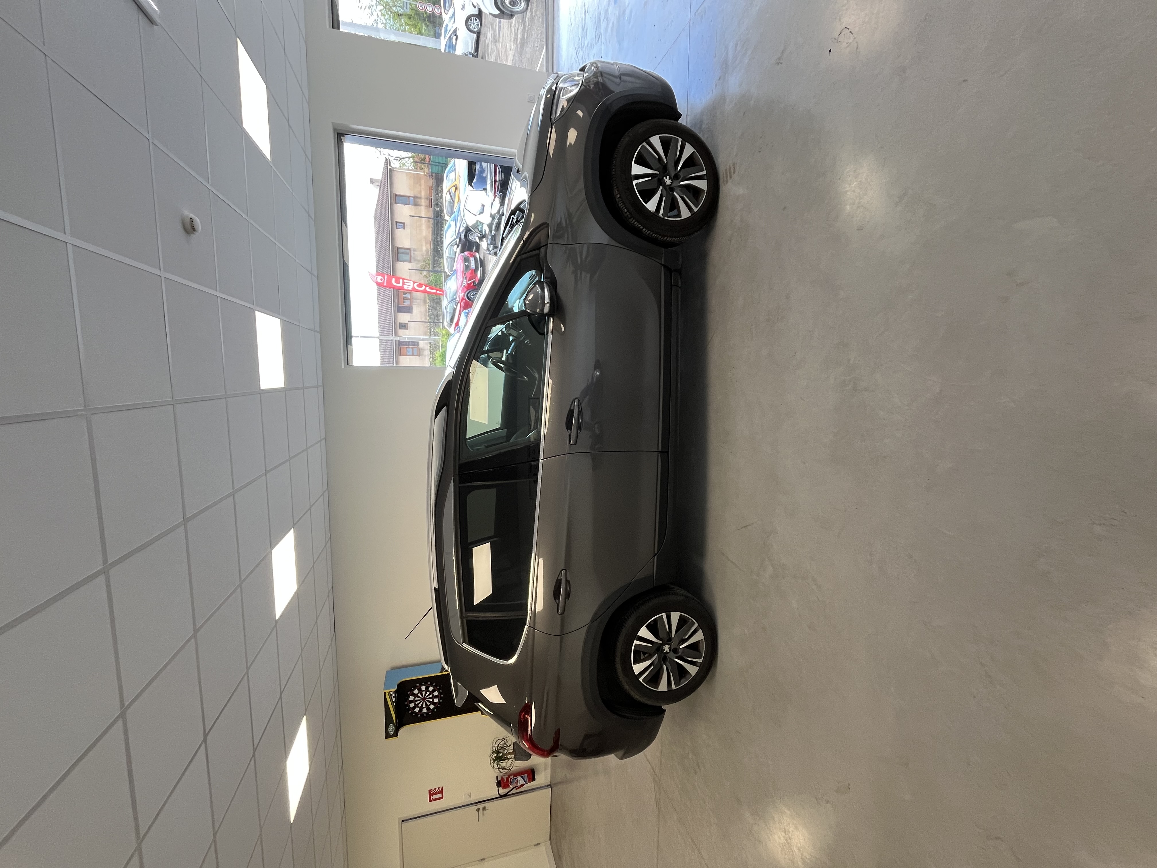 PEUGEOT 2008 ESSENCE