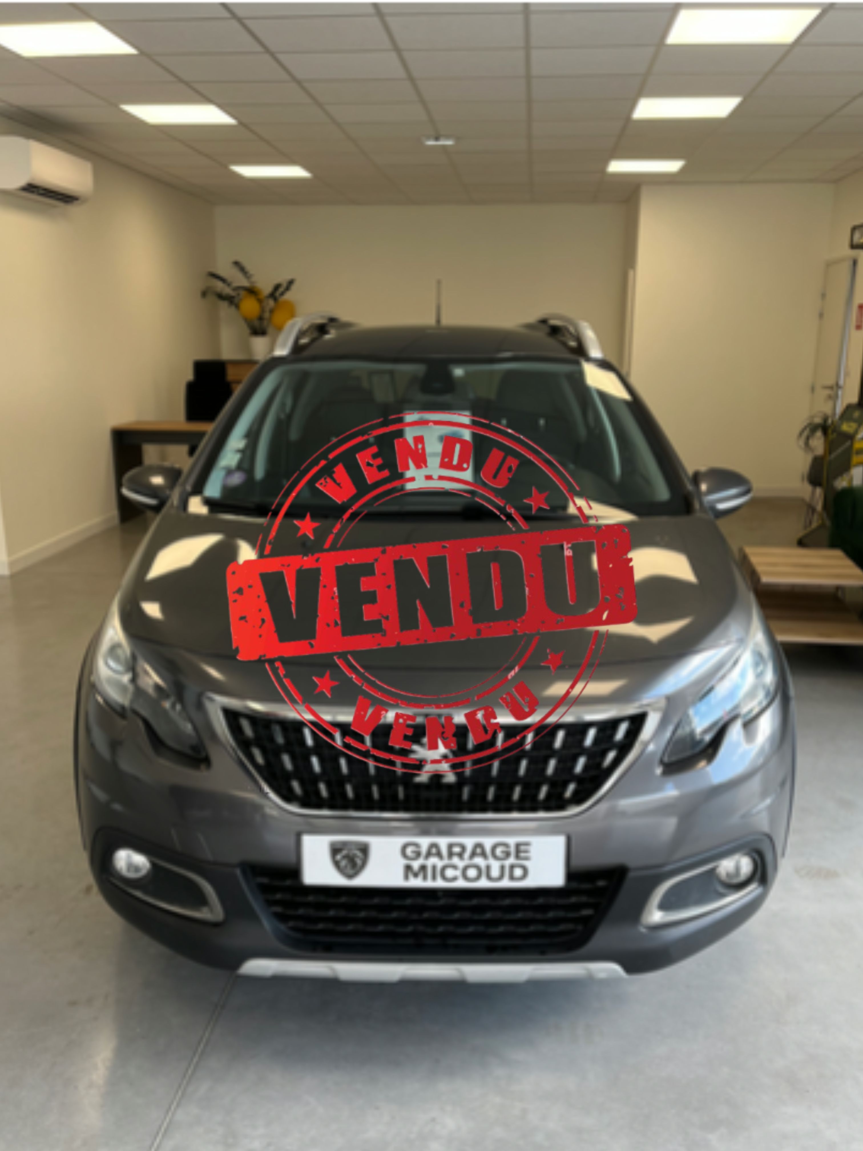 PEUGEOT 2008 ESSENCE
