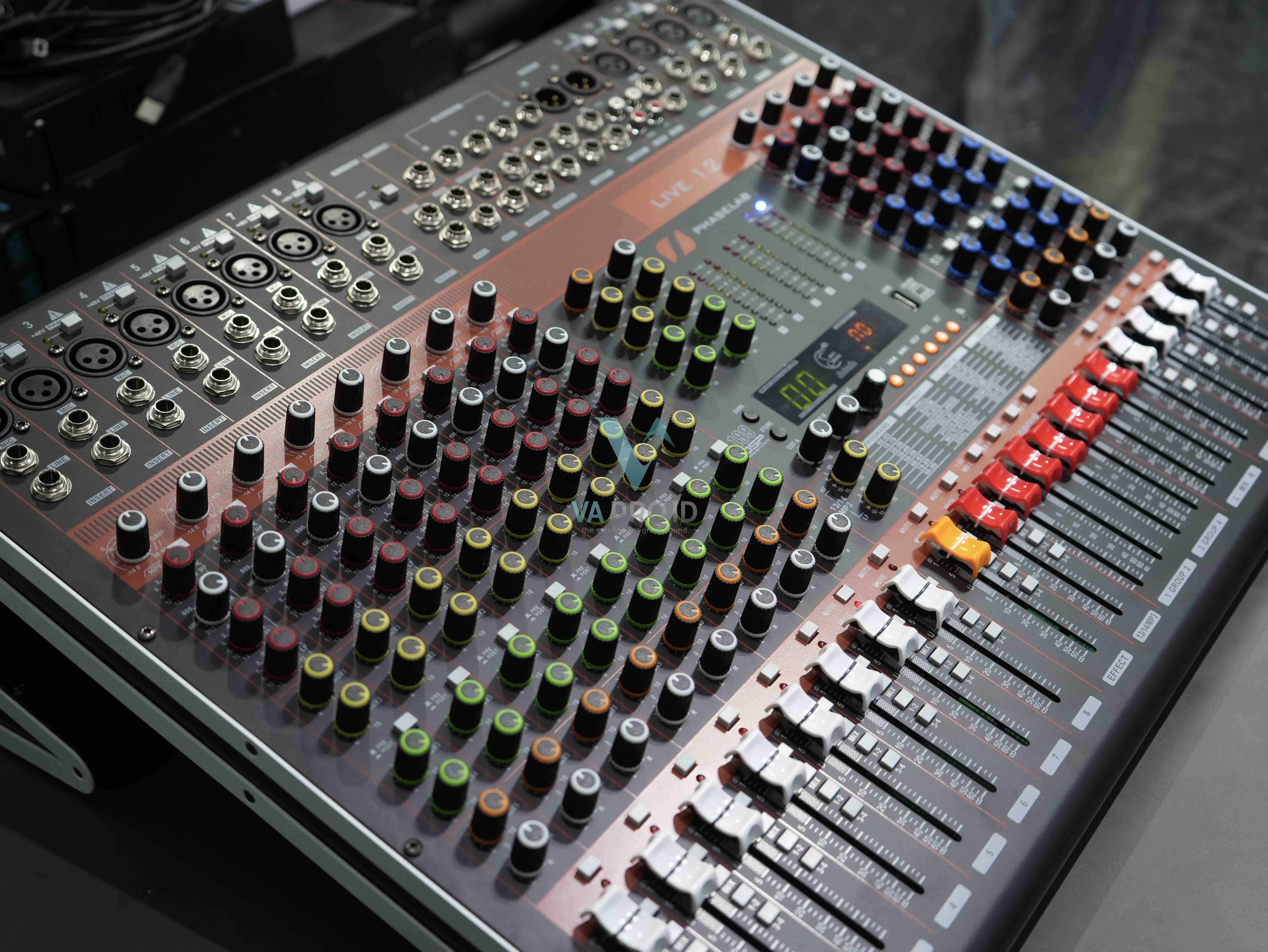 MIXER PHASELAB LIVE SERIES