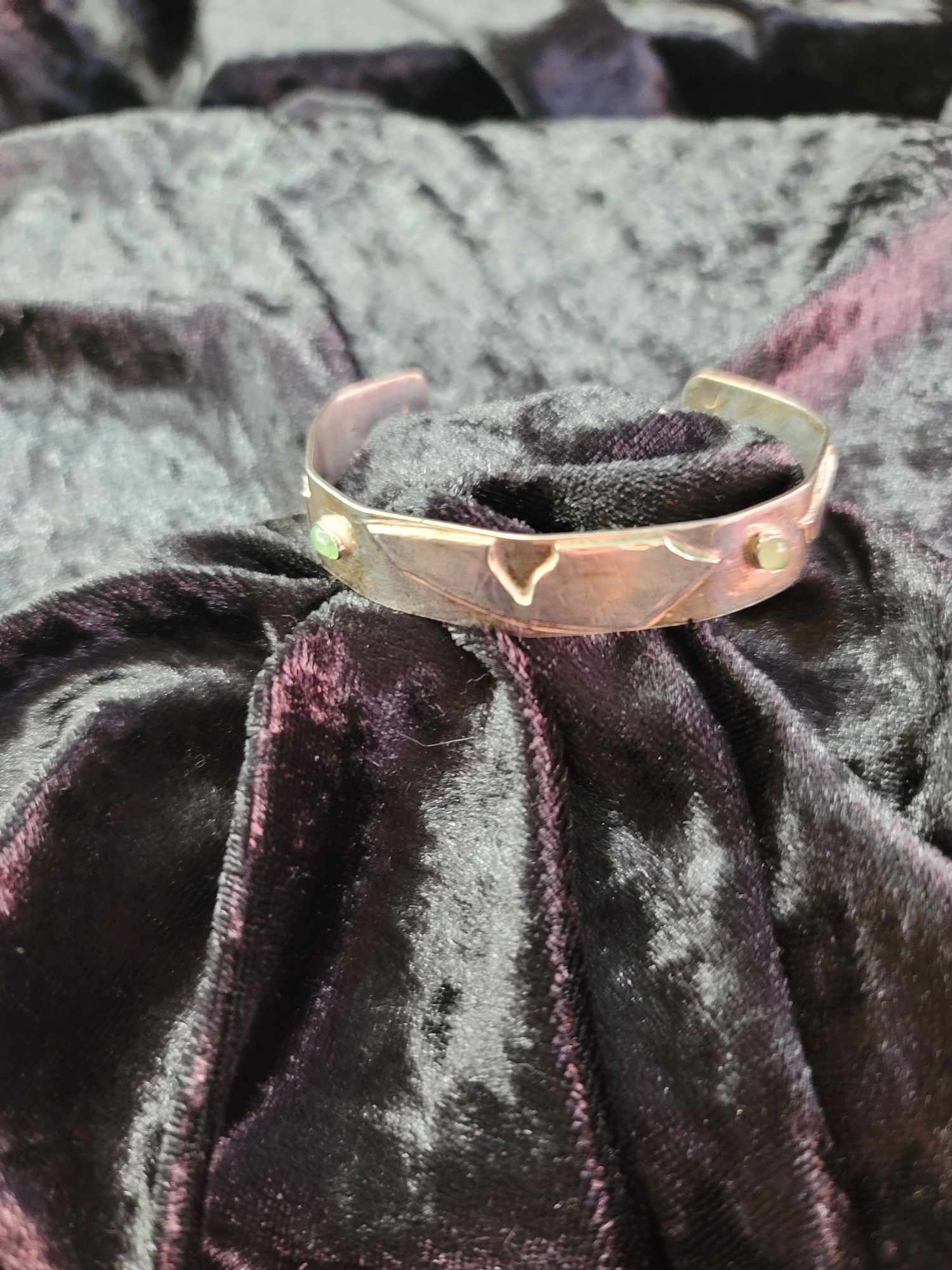 Sterling Silver Bracelet with 2 Green Gemstones