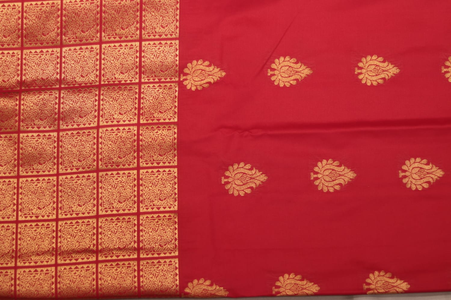 Kuppadam Silk Saree