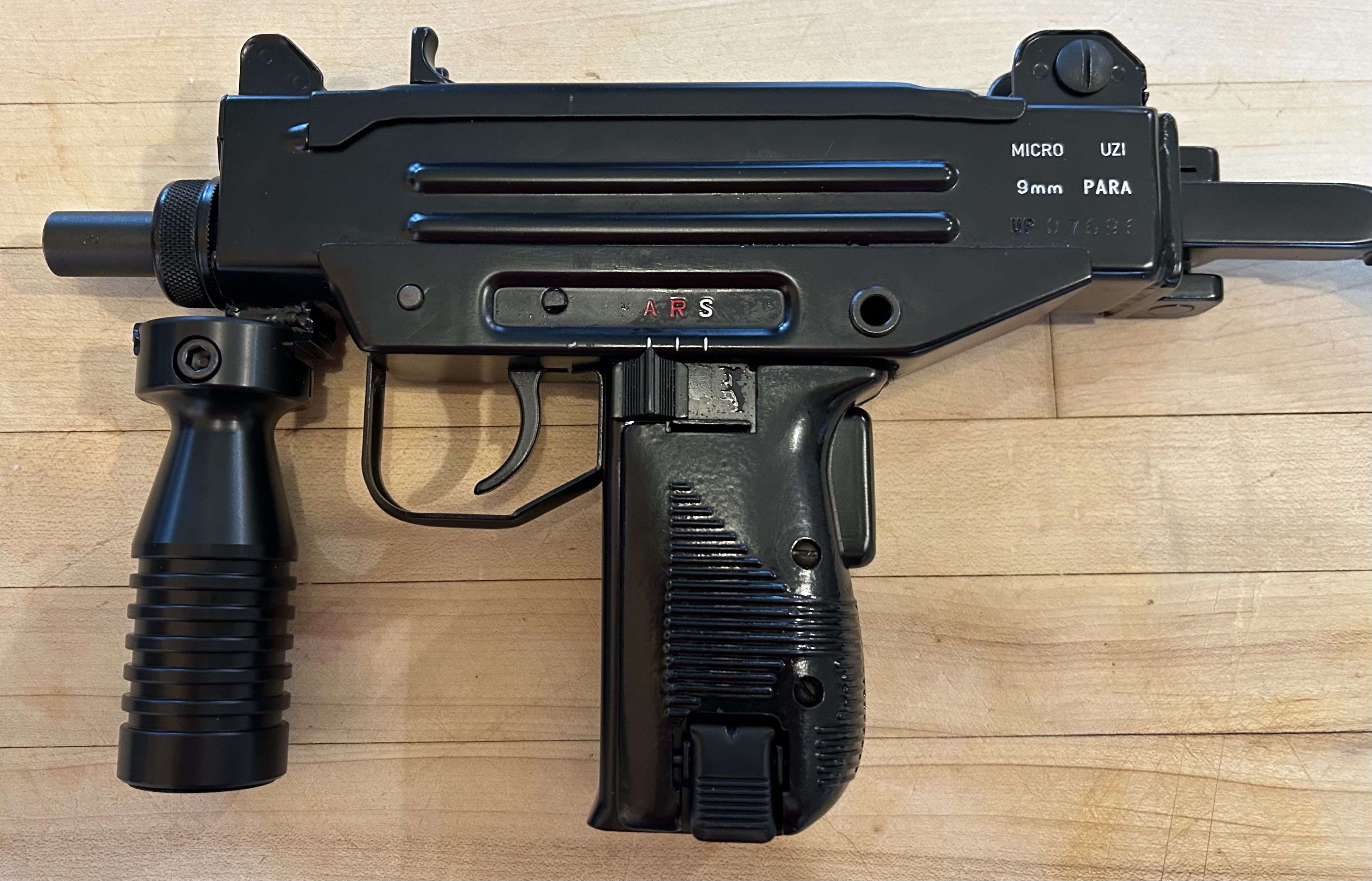 IMI Micro Uzi with B&G bolt