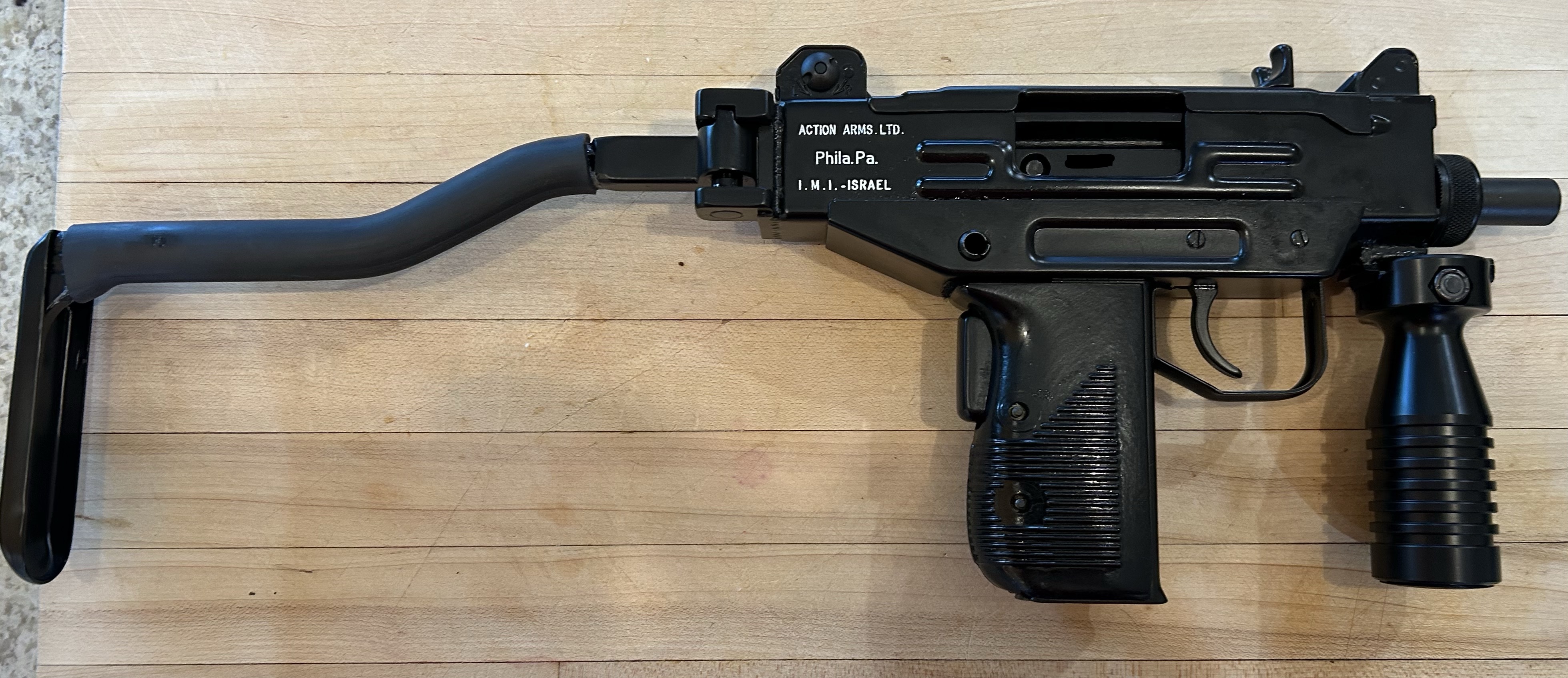 IMI Micro Uzi with B&G bolt