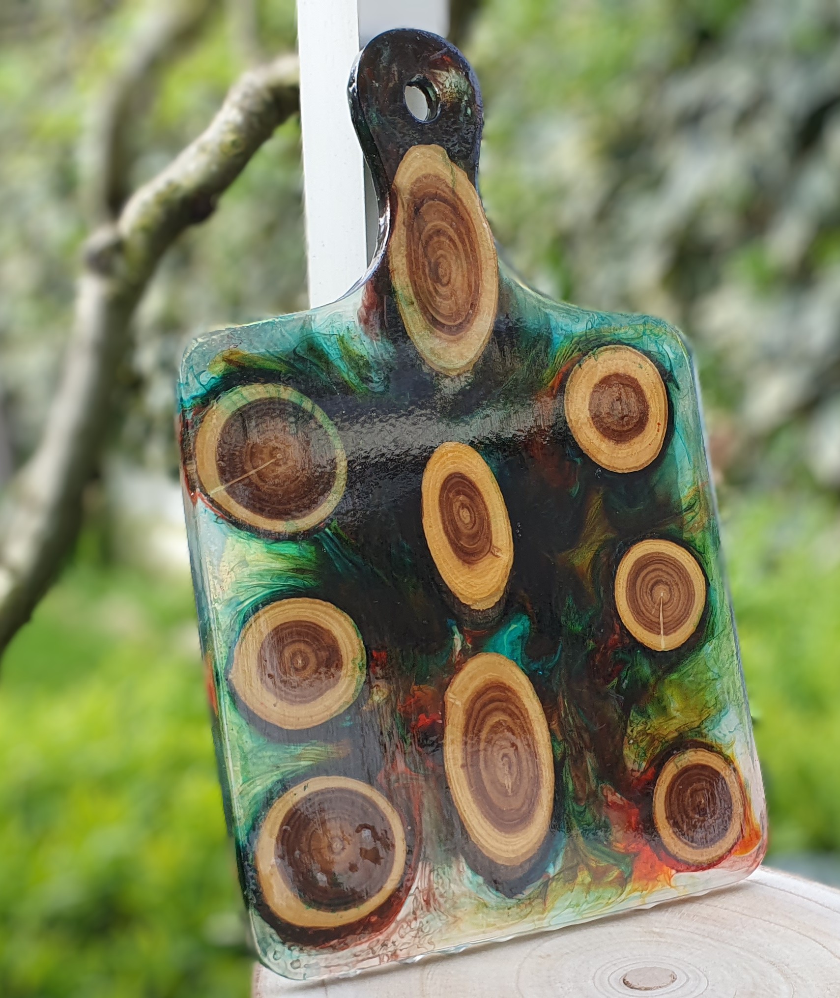 Tábua de Corte de Madeira e Resina