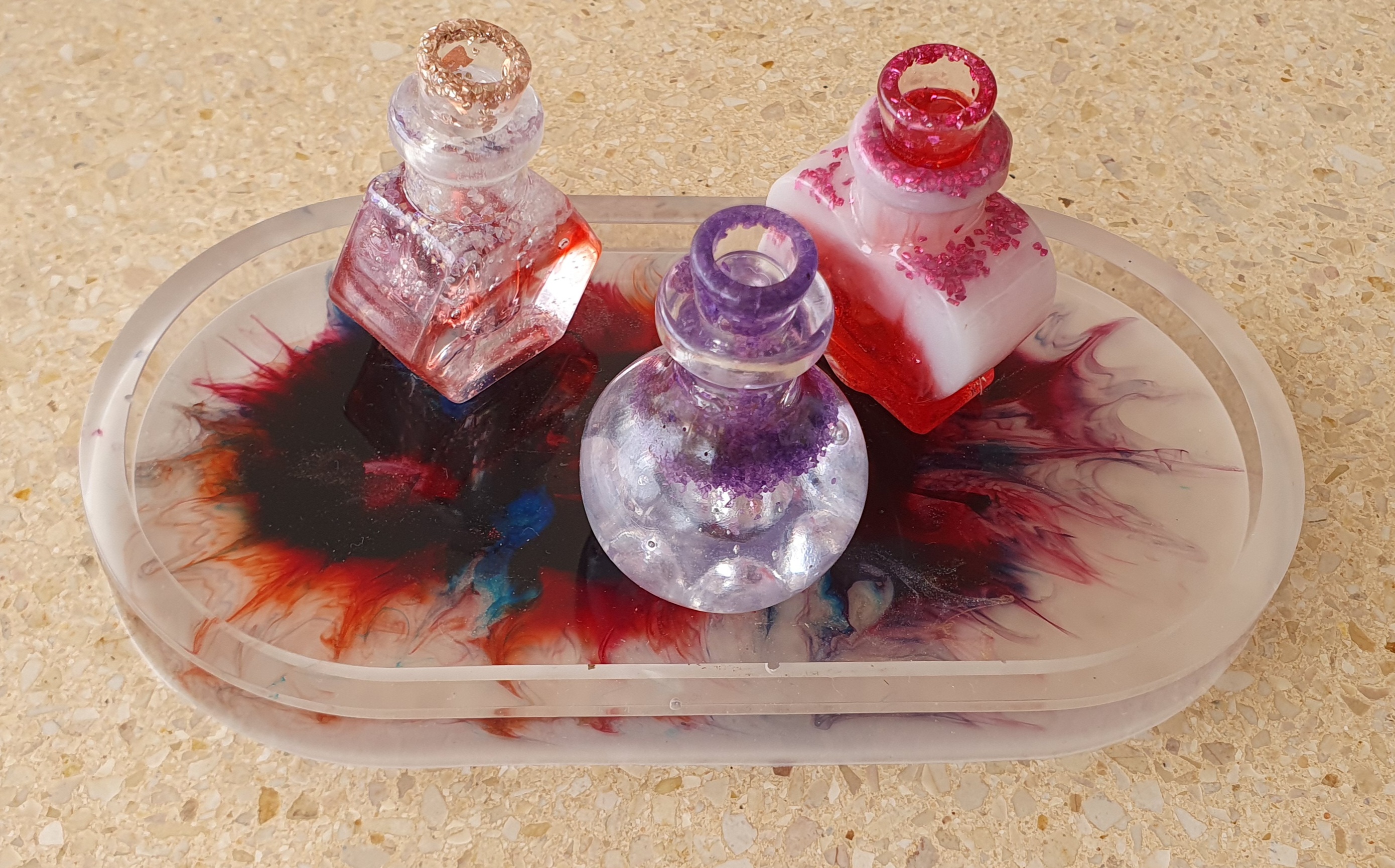 Tabuleiro de Resina com Arte Abstrata