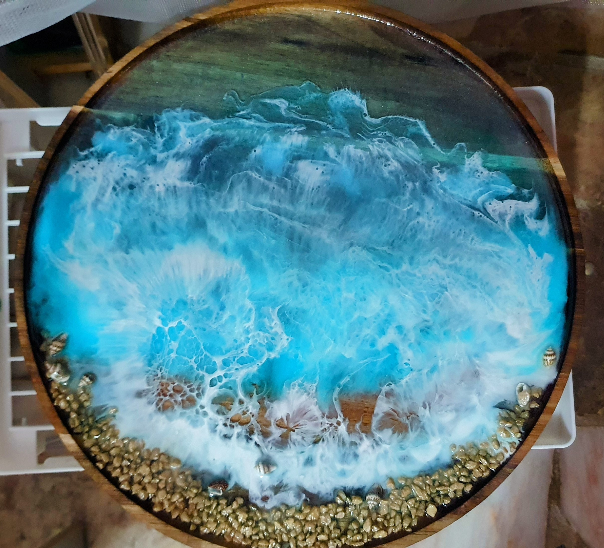 Bandeja de resina com arte oceânica