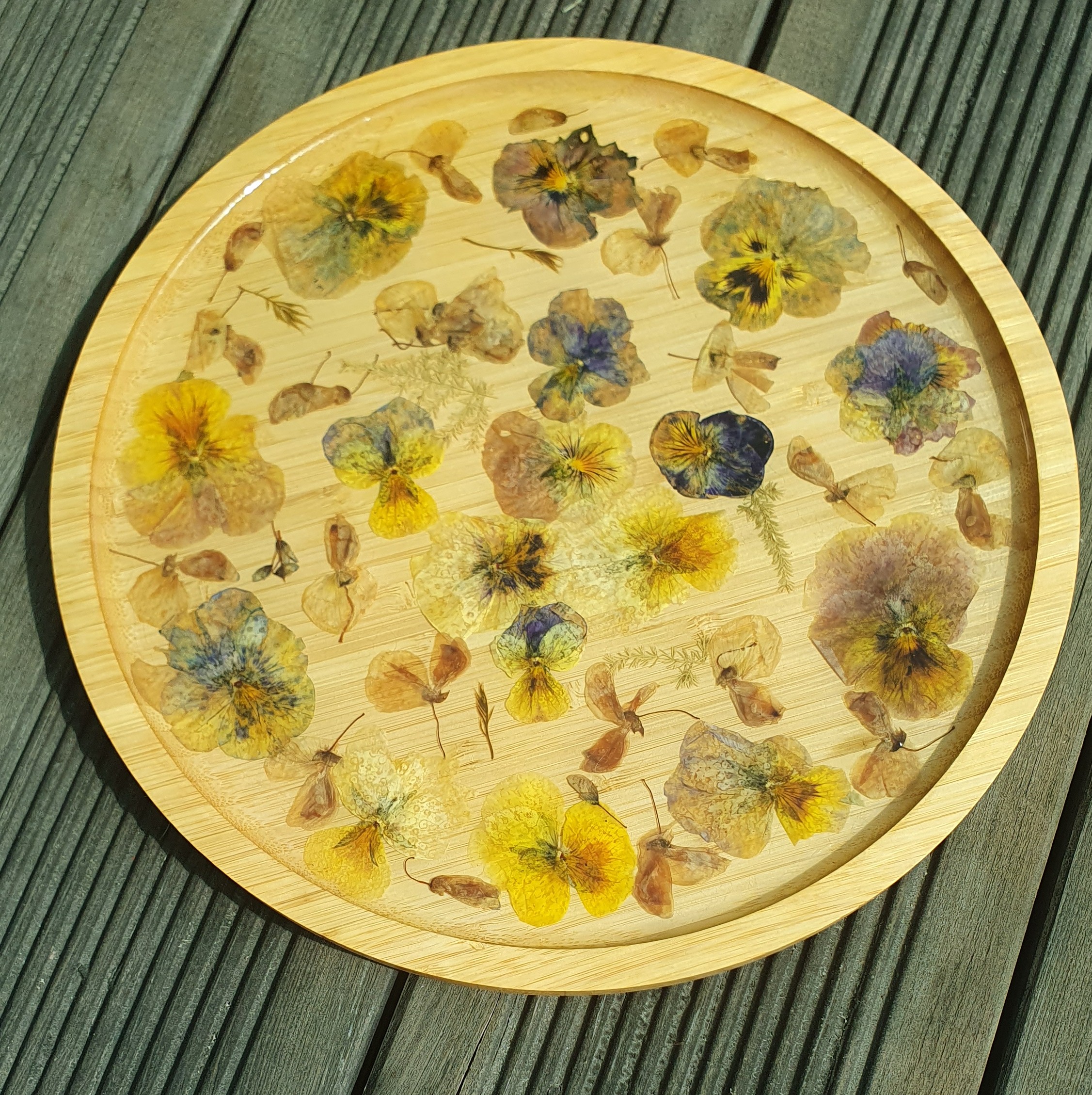 Bandeja Decorativa com Flores Naturais