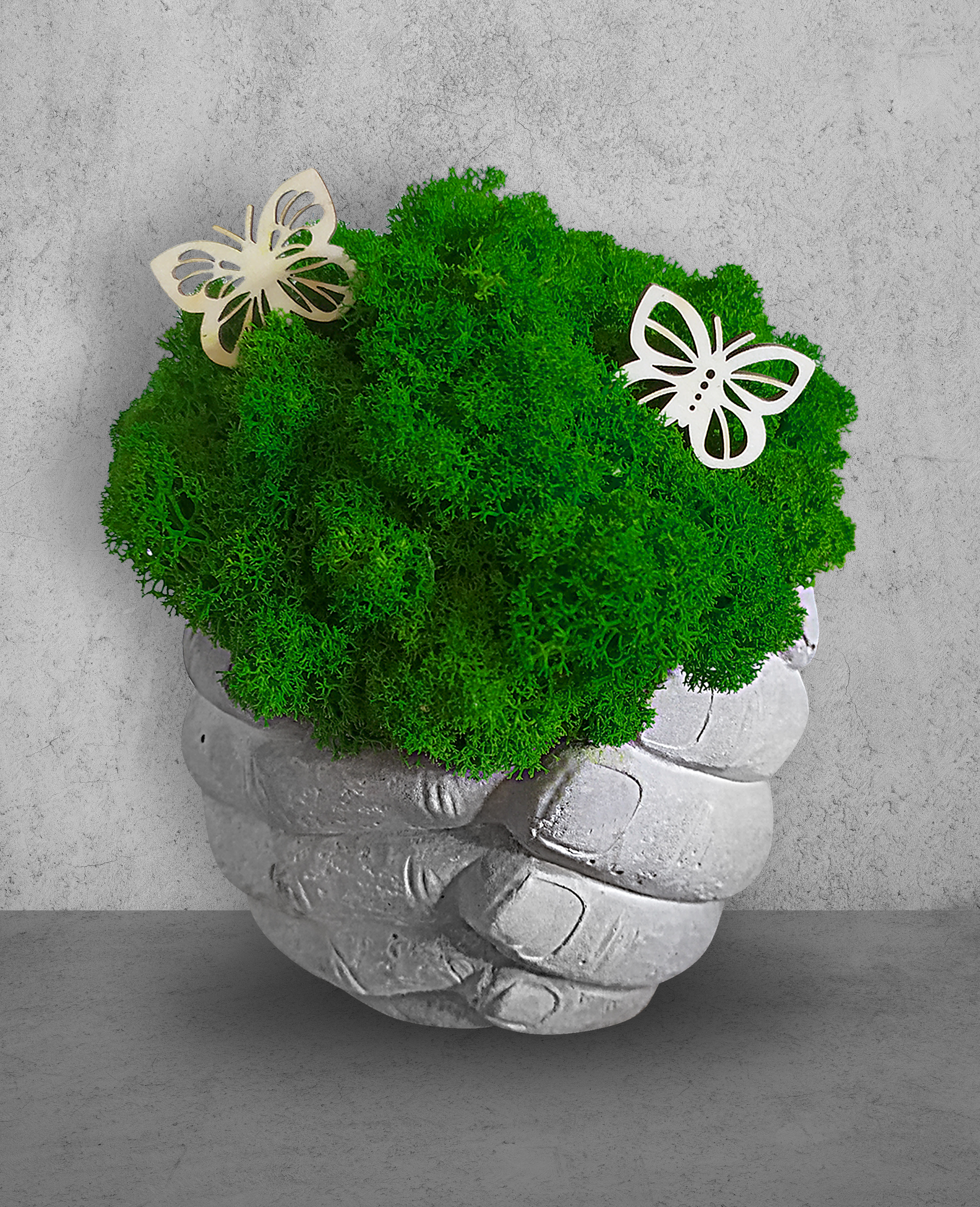 Doniczka betonowa Ręce z mchem chrobotkiem