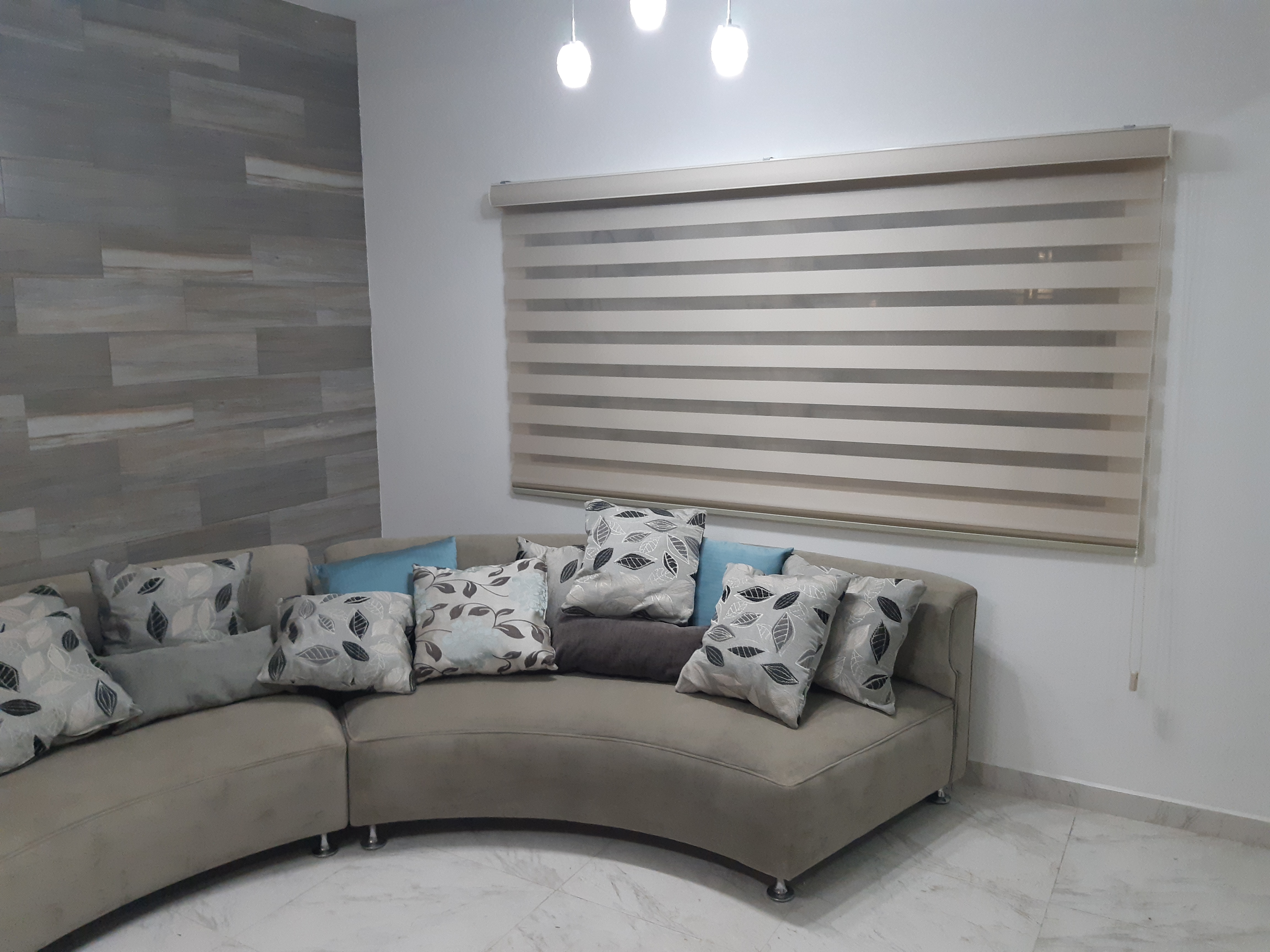Persianas, Cortinas y Toldos