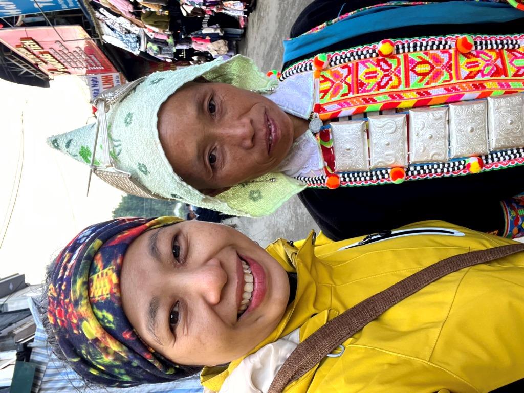 Dao San Sunday market - VISIT - 1/2 day