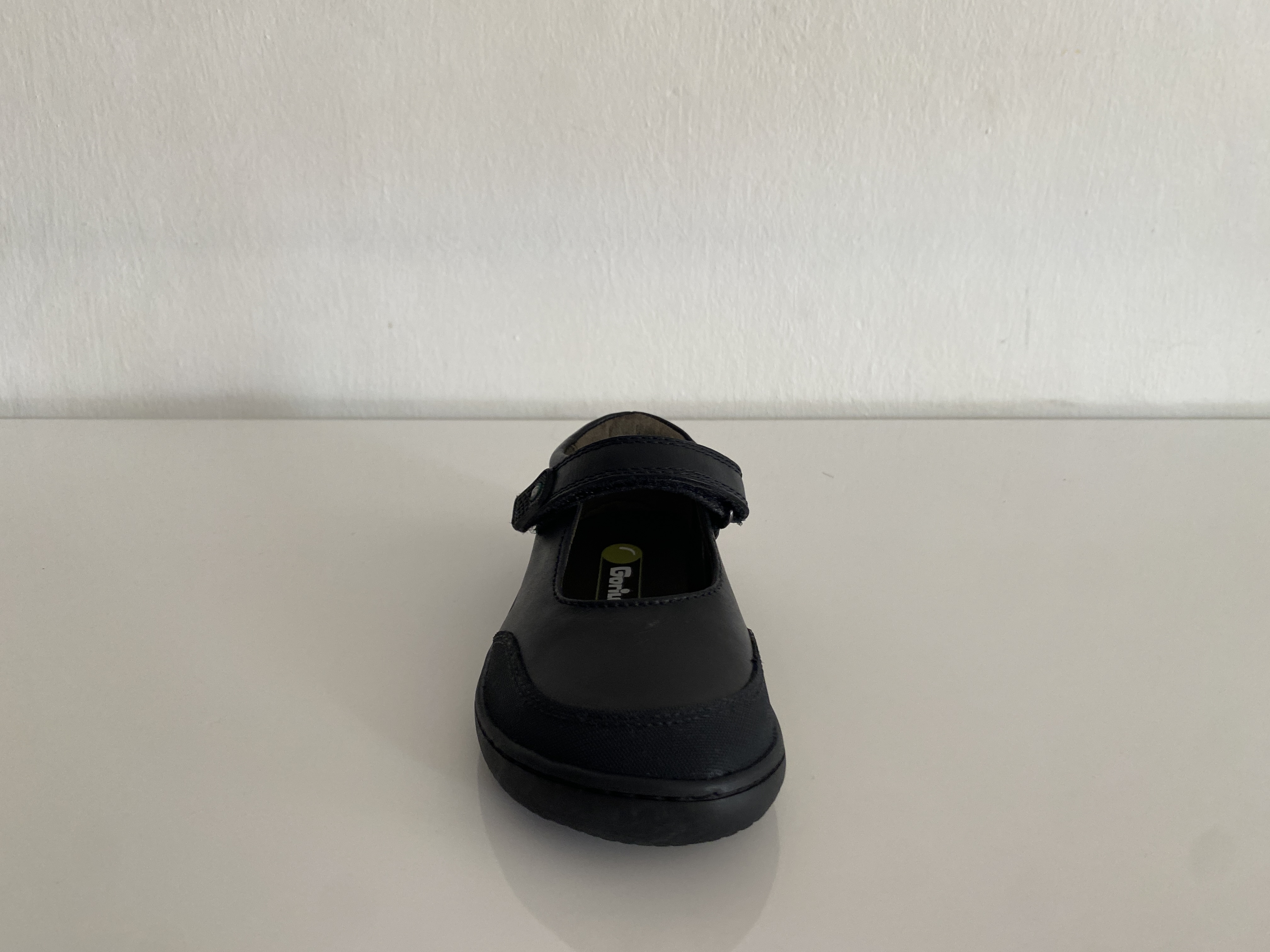 Zapato escolar de niña