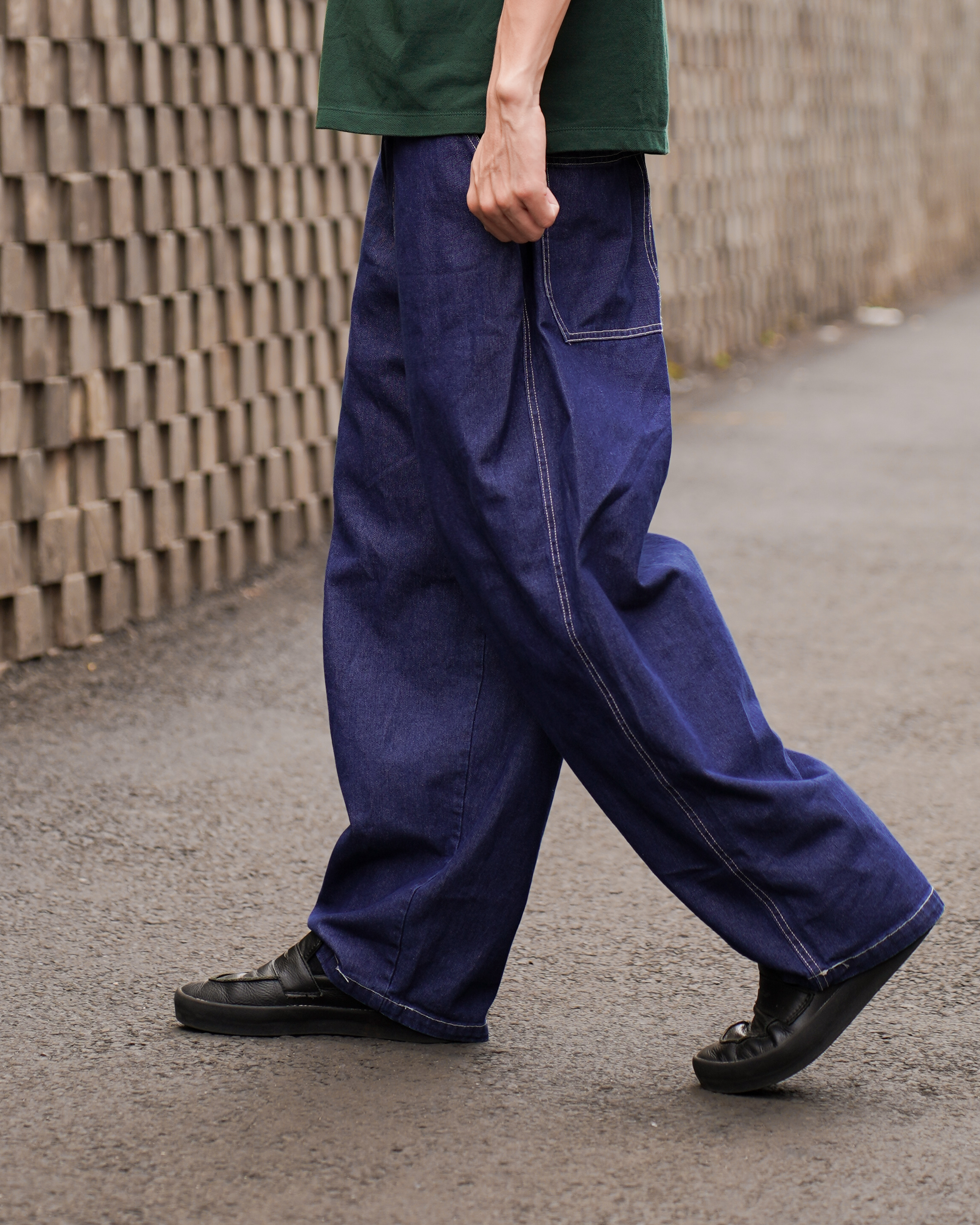 LETTER WASHED BLUE DENIM BAGGY PANTS