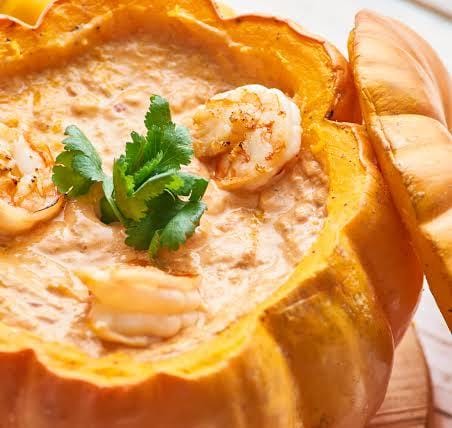 Moranga recheada com camarões  aprox. 2,5kg