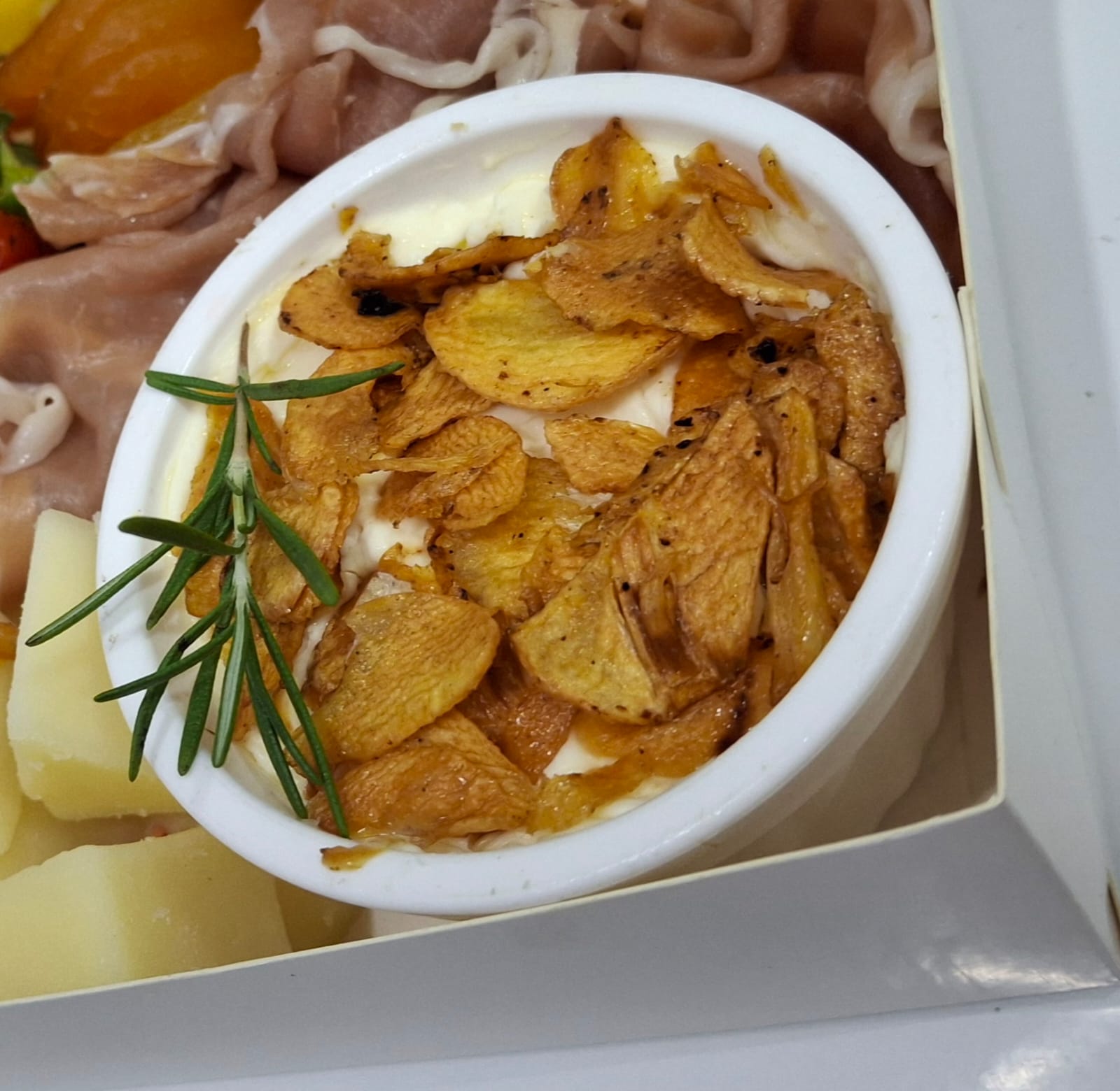 catupiry com laminas de alho 500gr