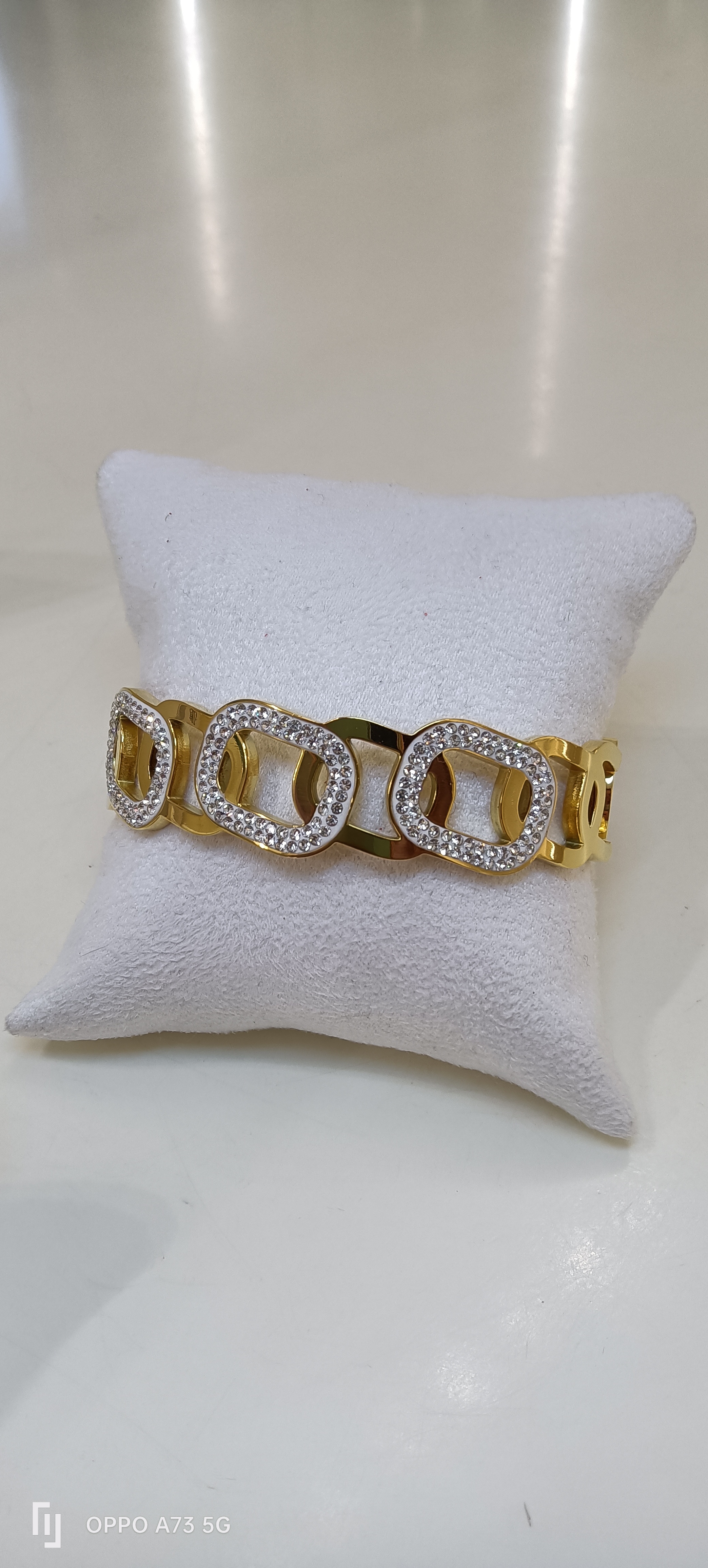 Bracciale rigido 