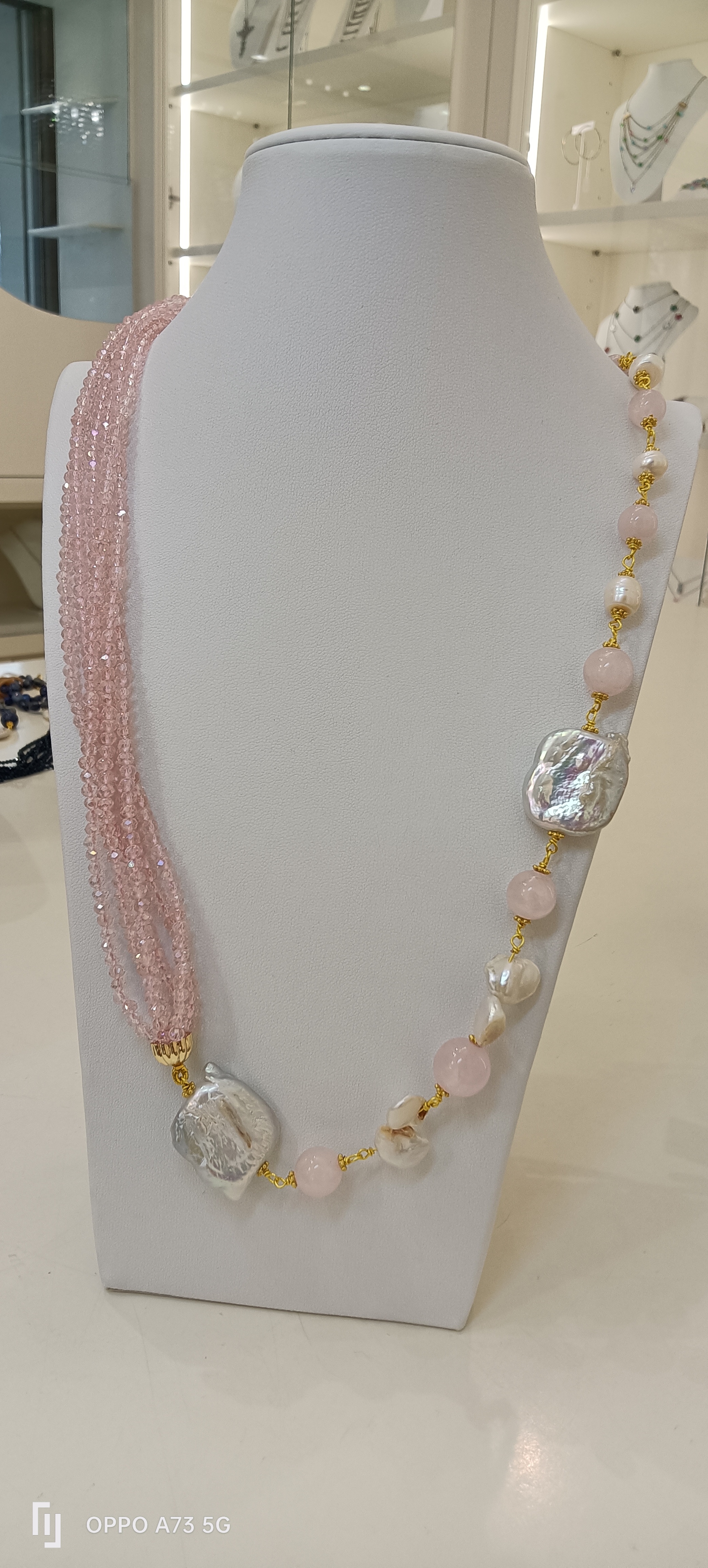Collana perle di fiume naturali e pietre dure 