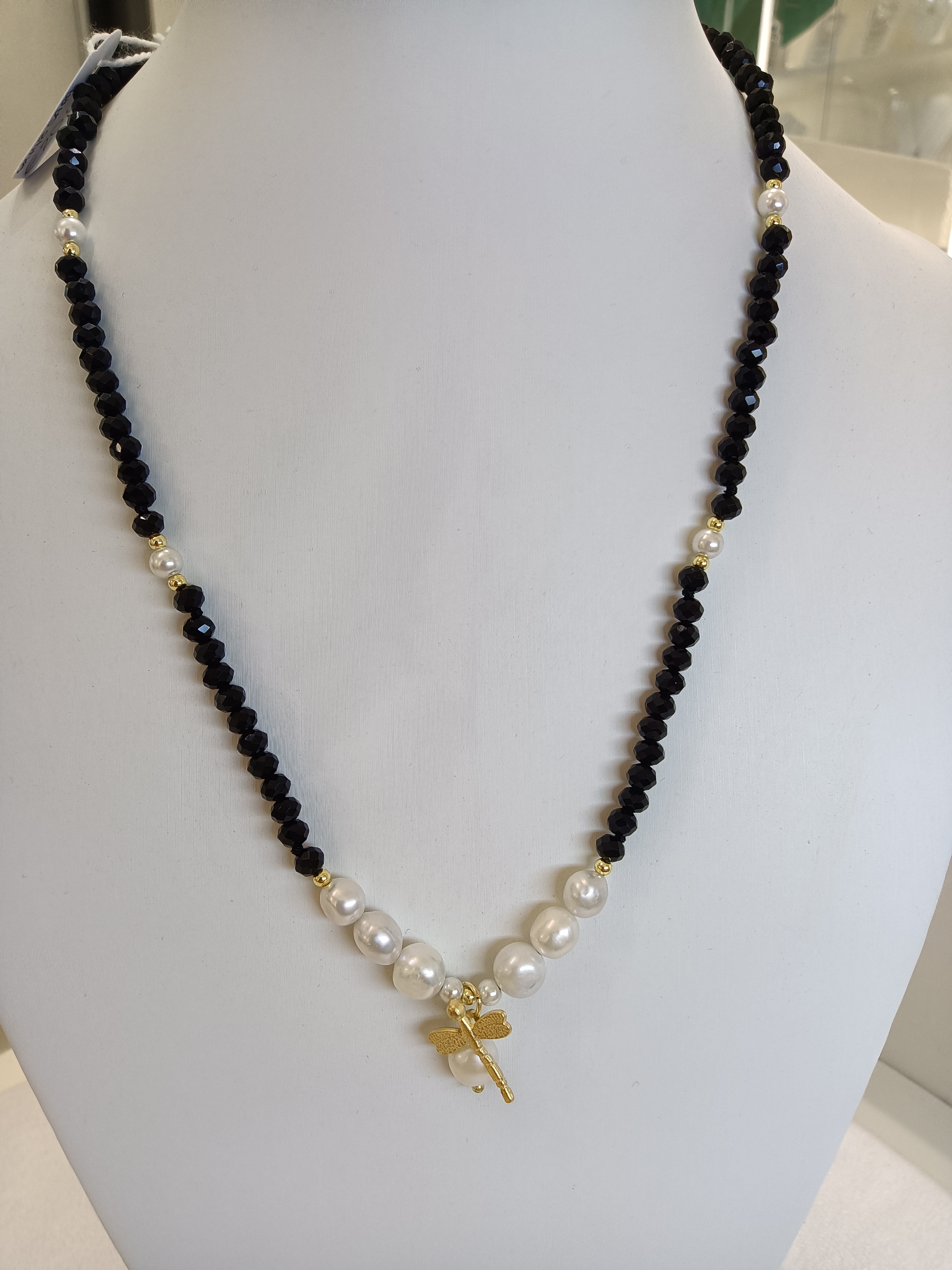 Collana cristalli e perle di fiume naturali 