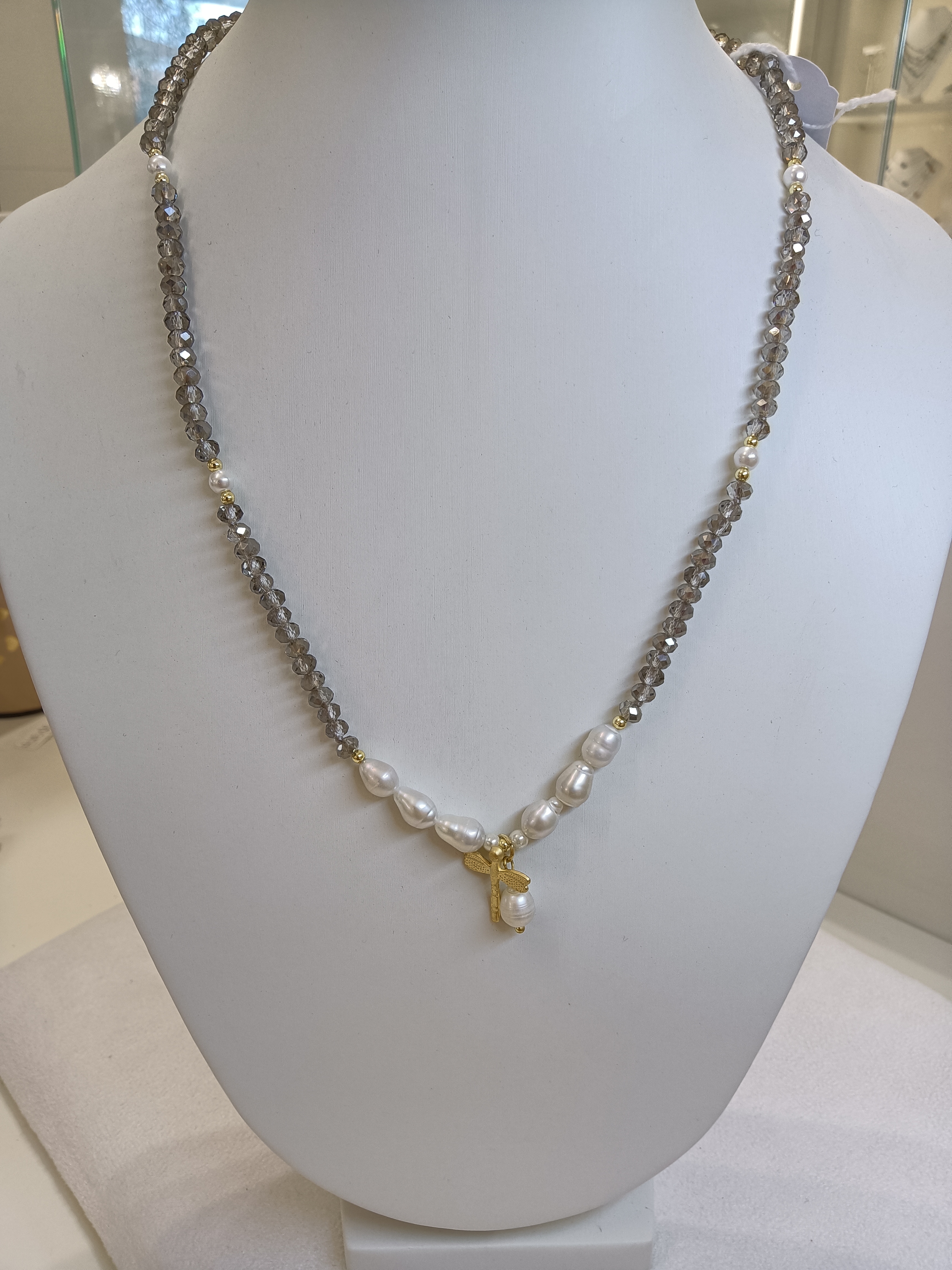 Collana cristalli e perle di fiume naturali 
