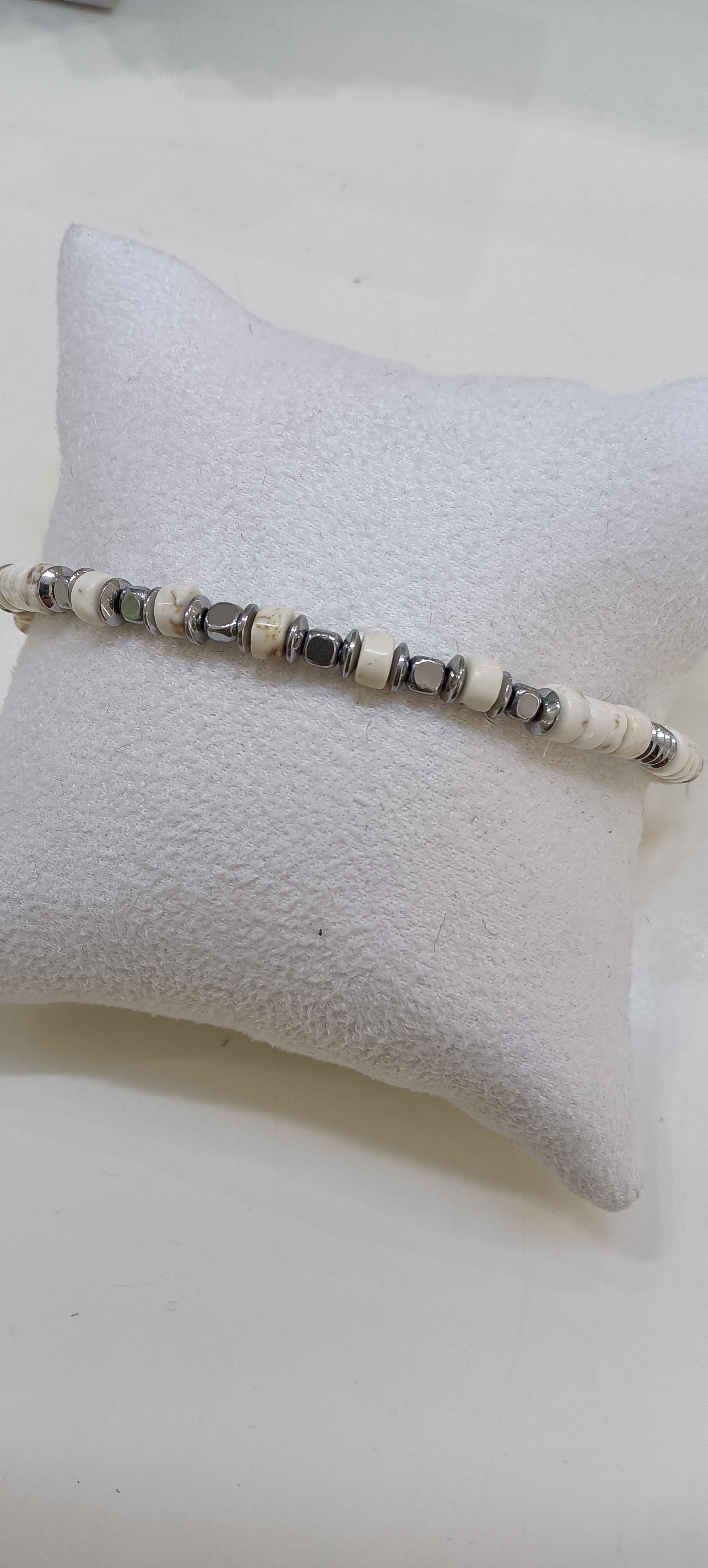 Bracciale con pietre dure 
