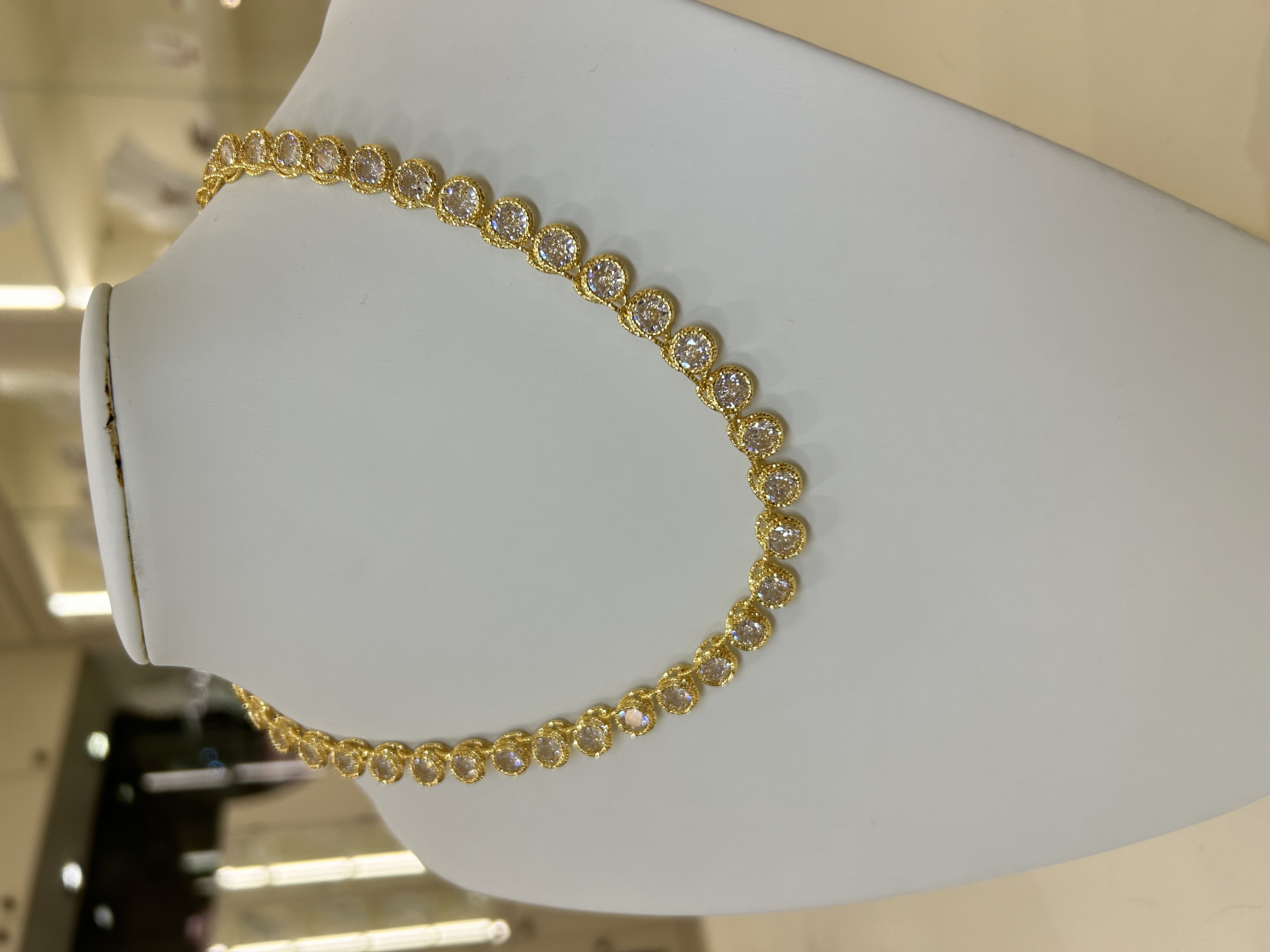 Collier zirconi Bocarol