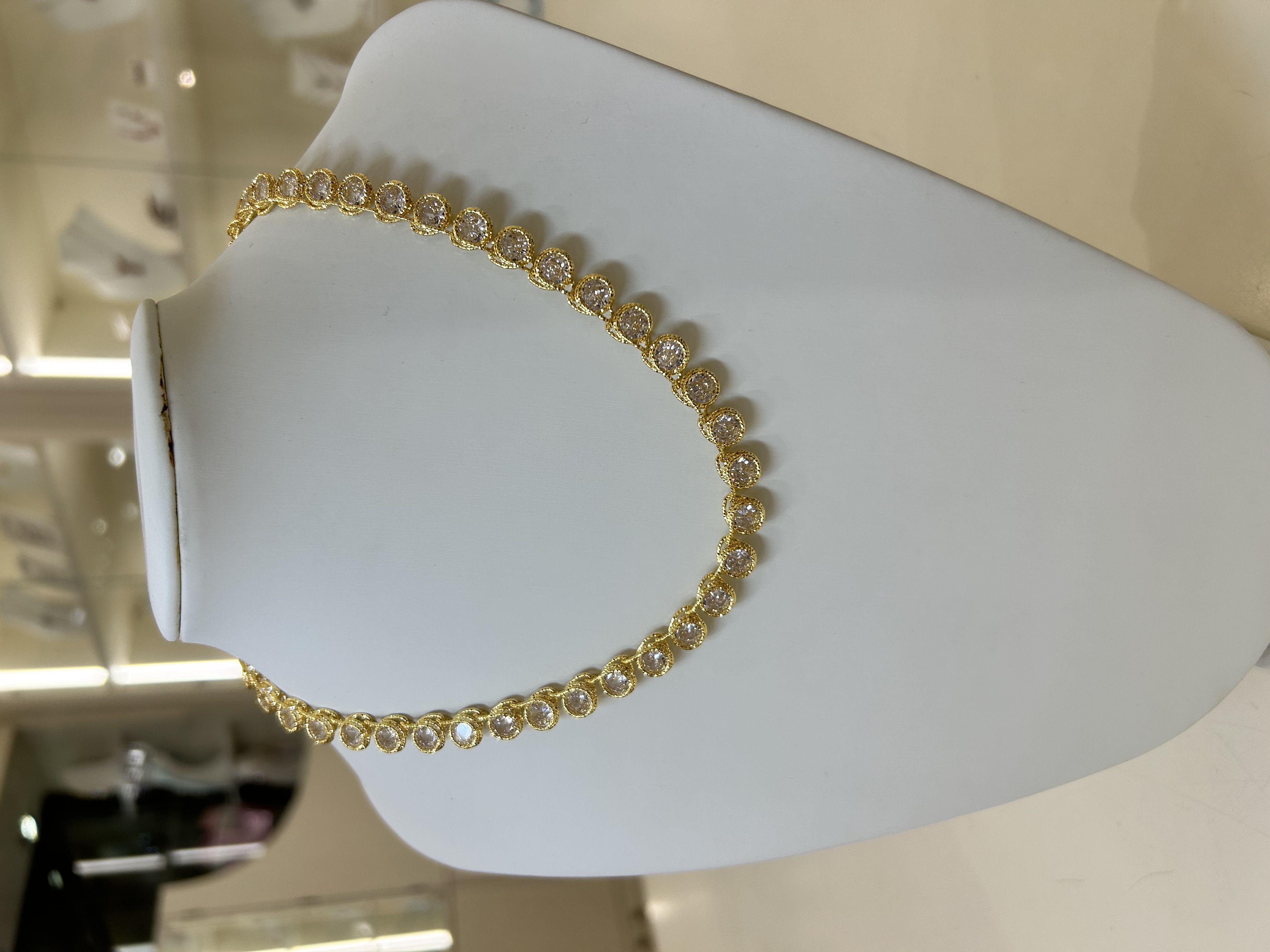 Collier zirconi Bocarol