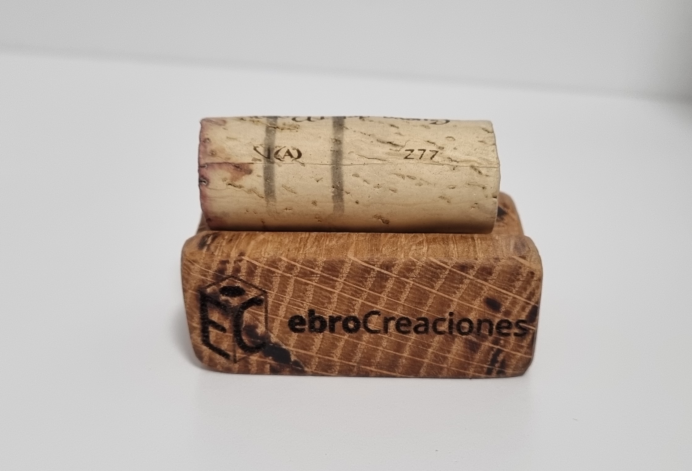 POSACORCHO DE ROBLE JUEGO DE 6UDS.