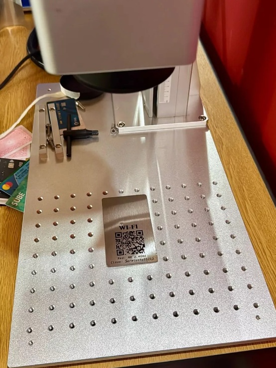 Cartel Qr Personalizado Doble - Plano De Pegar