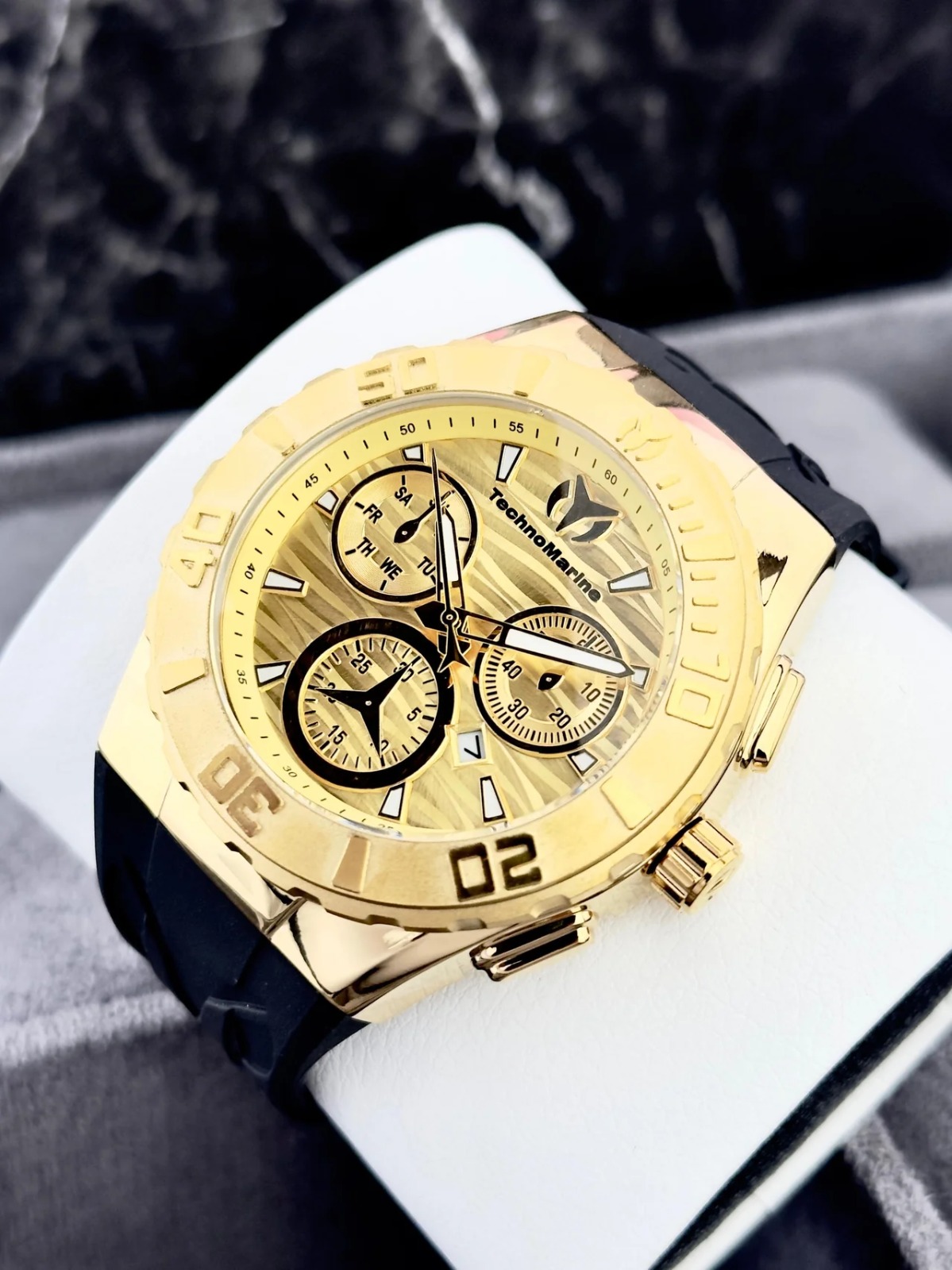 Reloj Technomarine variedad de tonos