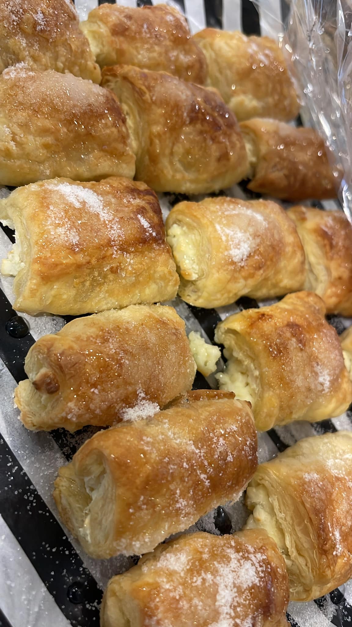 Puerto-Rican Cream Cheese Pastry (Quesitos)